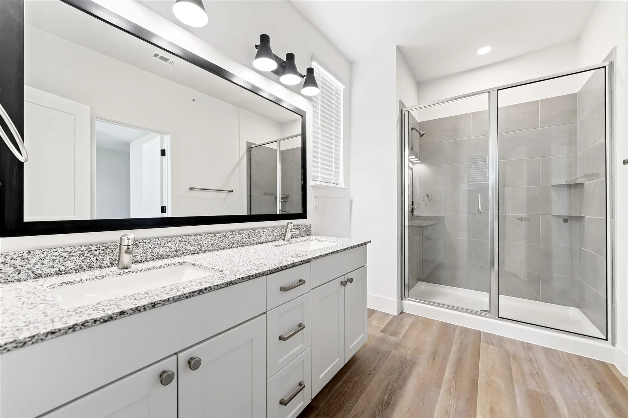 Townhouse For Rent in Collin County , 2902 Serenity Lane, Melissa, Texas 75454, 4 Bedroom, 4 Bathroom, 2 Garage spaces, 2,168 Sqft, built in 2026, mls#21361084, Real Estate Agent in Melissa, Homes For Rent in Collin county, Homes For Rent in Melissa, Realtor in Melissa Texas, Real Estate Brokerage Independent Realty Texas, Luminita Cordes Realtor