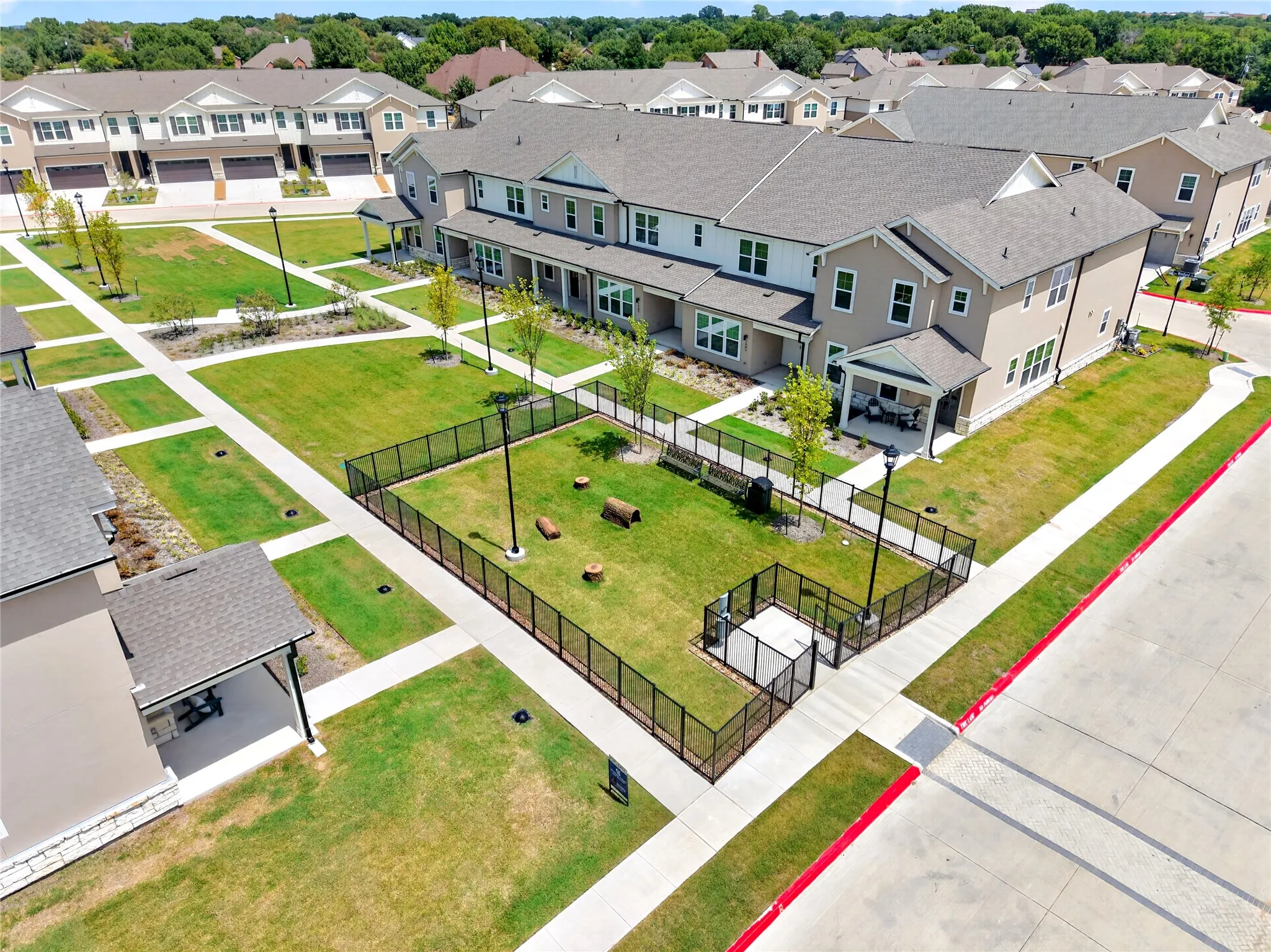 Townhouse For Rent in Collin County , 221 Melody Lane, Melissa, Texas 75454, 3 Bedroom, 3 Bathroom, 2 Garage spaces, 1,798 Sqft, built in 2026, mls#21360880, Real Estate Agent in Melissa, Homes For Rent in Collin county, Homes For Rent in Melissa, Realtor in Melissa Texas, Real Estate Brokerage Independent Realty Texas, Luminita Cordes Realtor