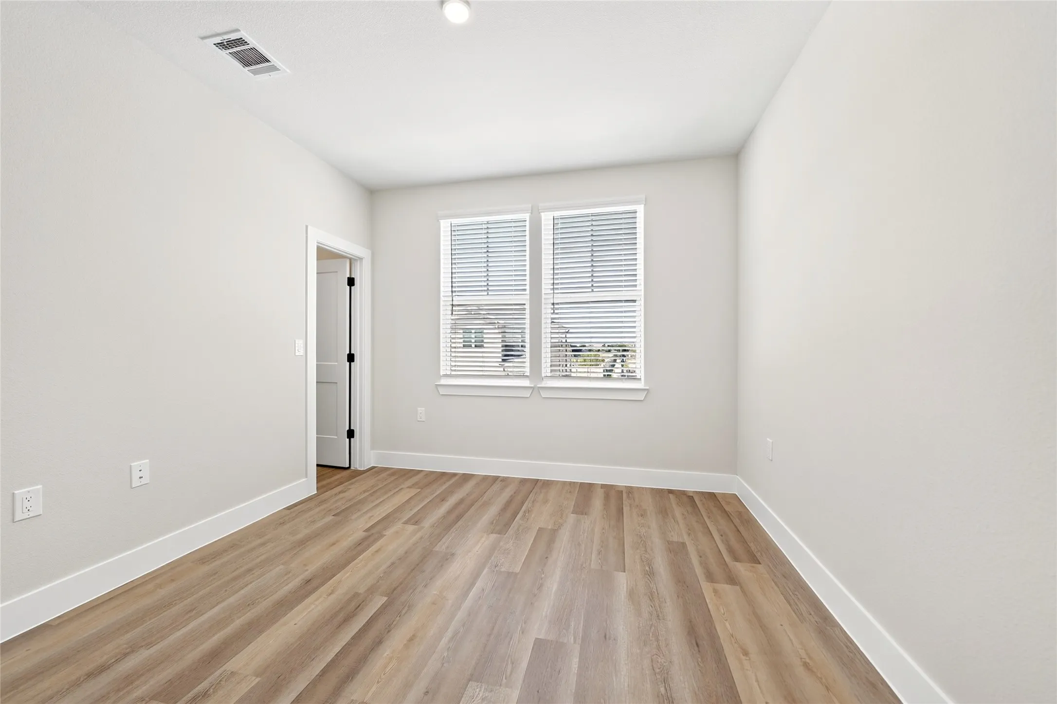 Townhouse For Rent in Collin County , 221 Melody Lane, Melissa, Texas 75454, 3 Bedroom, 3 Bathroom, 2 Garage spaces, 1,798 Sqft, built in 2026, mls#21360880, Real Estate Agent in Melissa, Homes For Rent in Collin county, Homes For Rent in Melissa, Realtor in Melissa Texas, Real Estate Brokerage Independent Realty Texas, Luminita Cordes Realtor