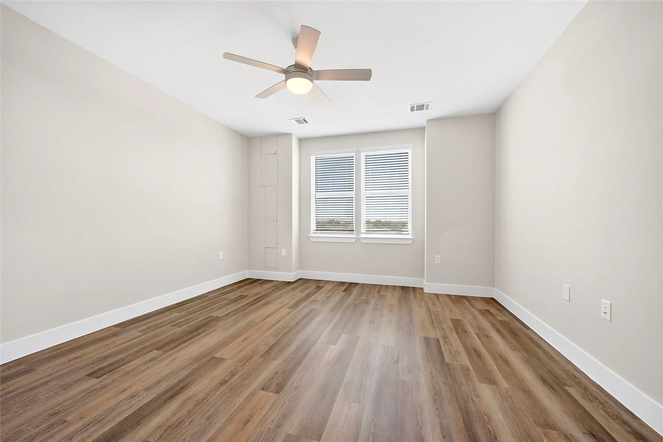 Townhouse For Rent in Collin County , 221 Melody Lane, Melissa, Texas 75454, 3 Bedroom, 3 Bathroom, 2 Garage spaces, 1,798 Sqft, built in 2026, mls#21360880, Real Estate Agent in Melissa, Homes For Rent in Collin county, Homes For Rent in Melissa, Realtor in Melissa Texas, Real Estate Brokerage Independent Realty Texas, Luminita Cordes Realtor