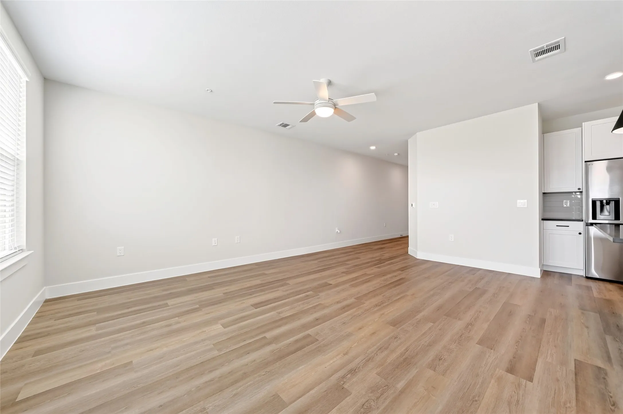 Townhouse For Rent in Collin County , 221 Melody Lane, Melissa, Texas 75454, 3 Bedroom, 3 Bathroom, 2 Garage spaces, 1,798 Sqft, built in 2026, mls#21360880, Real Estate Agent in Melissa, Homes For Rent in Collin county, Homes For Rent in Melissa, Realtor in Melissa Texas, Real Estate Brokerage Independent Realty Texas, Luminita Cordes Realtor
