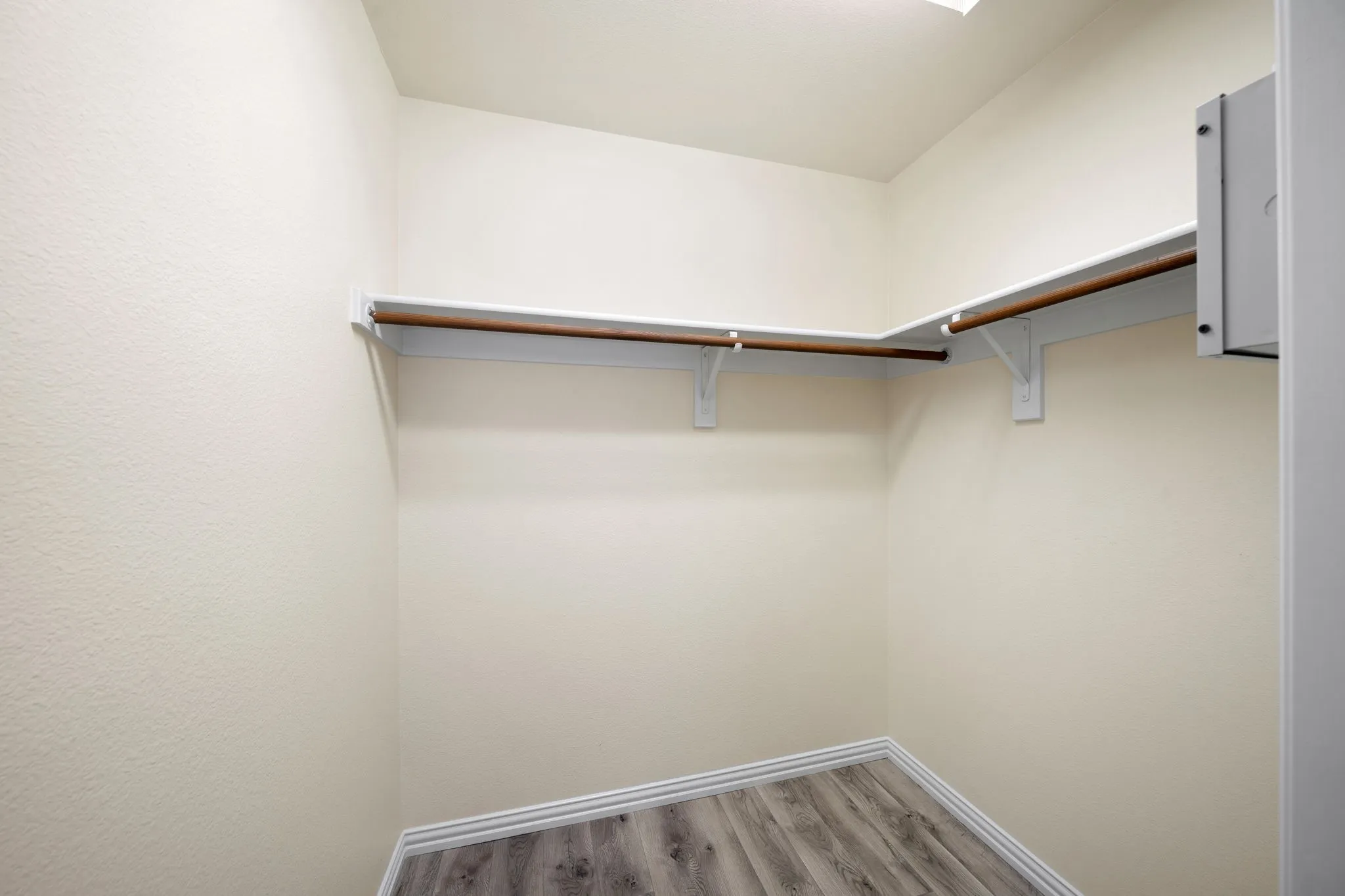 Single Family Residence For Rent in Denton County , 2653 WHISPERING Trail, Little Elm, Texas 75068, 4 Bedroom, 3 Bathroom, 2 Garage spaces, 2,293 Sqft, built in 2004, mls#21354605, Real Estate Agent in Little Elm, Homes For Rent in Denton county, Homes For Rent in Little Elm, Realtor in Little Elm Texas, Real Estate Brokerage Independent Realty Texas, Luminita Cordes Realtor