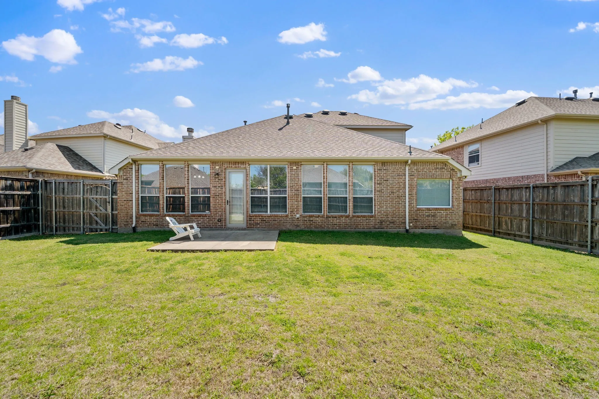 Single Family Residence For Rent in Denton County , 2653 WHISPERING Trail, Little Elm, Texas 75068, 4 Bedroom, 3 Bathroom, 2 Garage spaces, 2,293 Sqft, built in 2004, mls#21354605, Real Estate Agent in Little Elm, Homes For Rent in Denton county, Homes For Rent in Little Elm, Realtor in Little Elm Texas, Real Estate Brokerage Independent Realty Texas, Luminita Cordes Realtor
