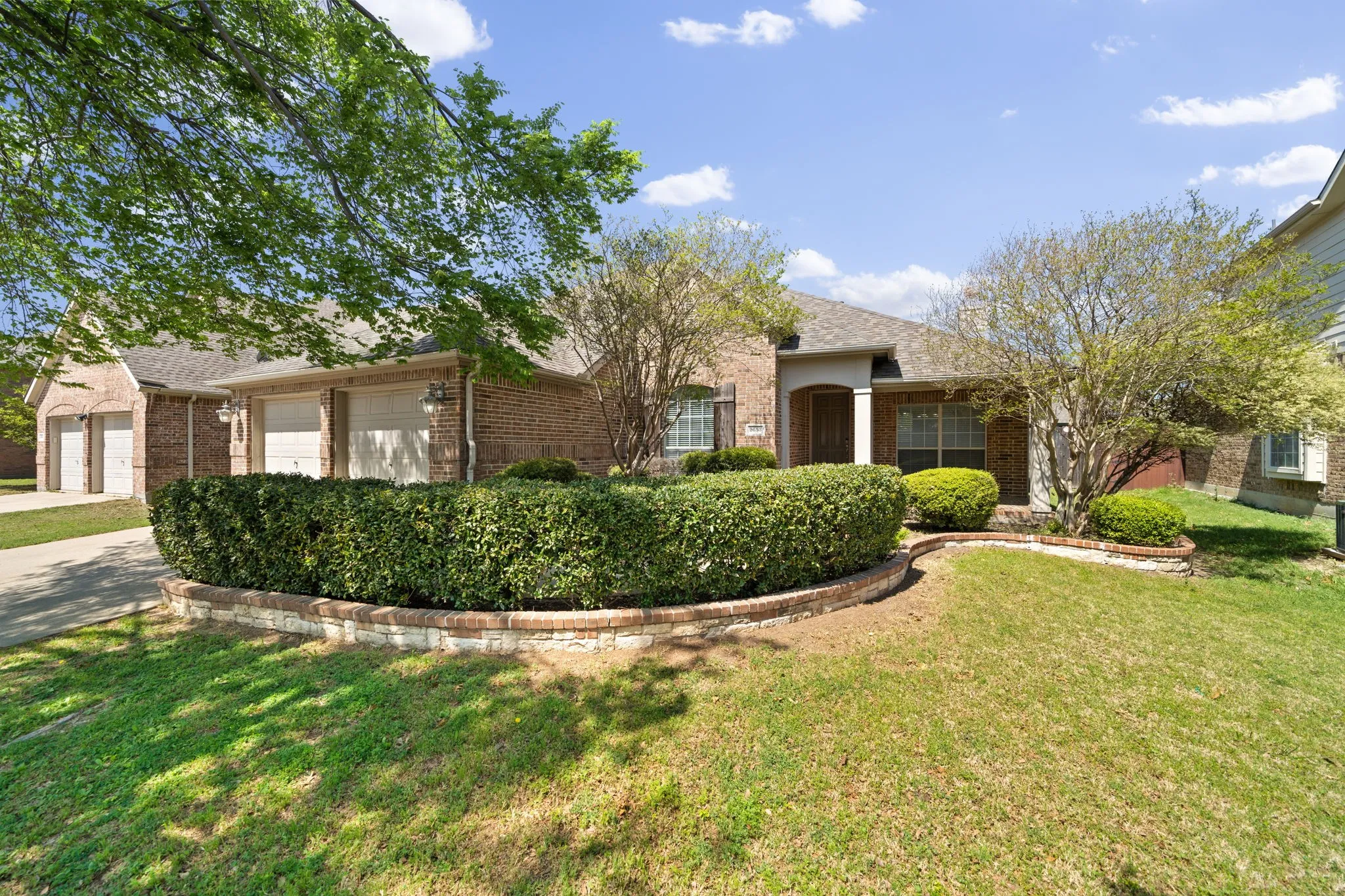 Single Family Residence For Rent in Denton County , 2653 WHISPERING Trail, Little Elm, Texas 75068, 4 Bedroom, 3 Bathroom, 2 Garage spaces, 2,293 Sqft, built in 2004, mls#21354605, Real Estate Agent in Little Elm, Homes For Rent in Denton county, Homes For Rent in Little Elm, Realtor in Little Elm Texas, Real Estate Brokerage Independent Realty Texas, Luminita Cordes Realtor