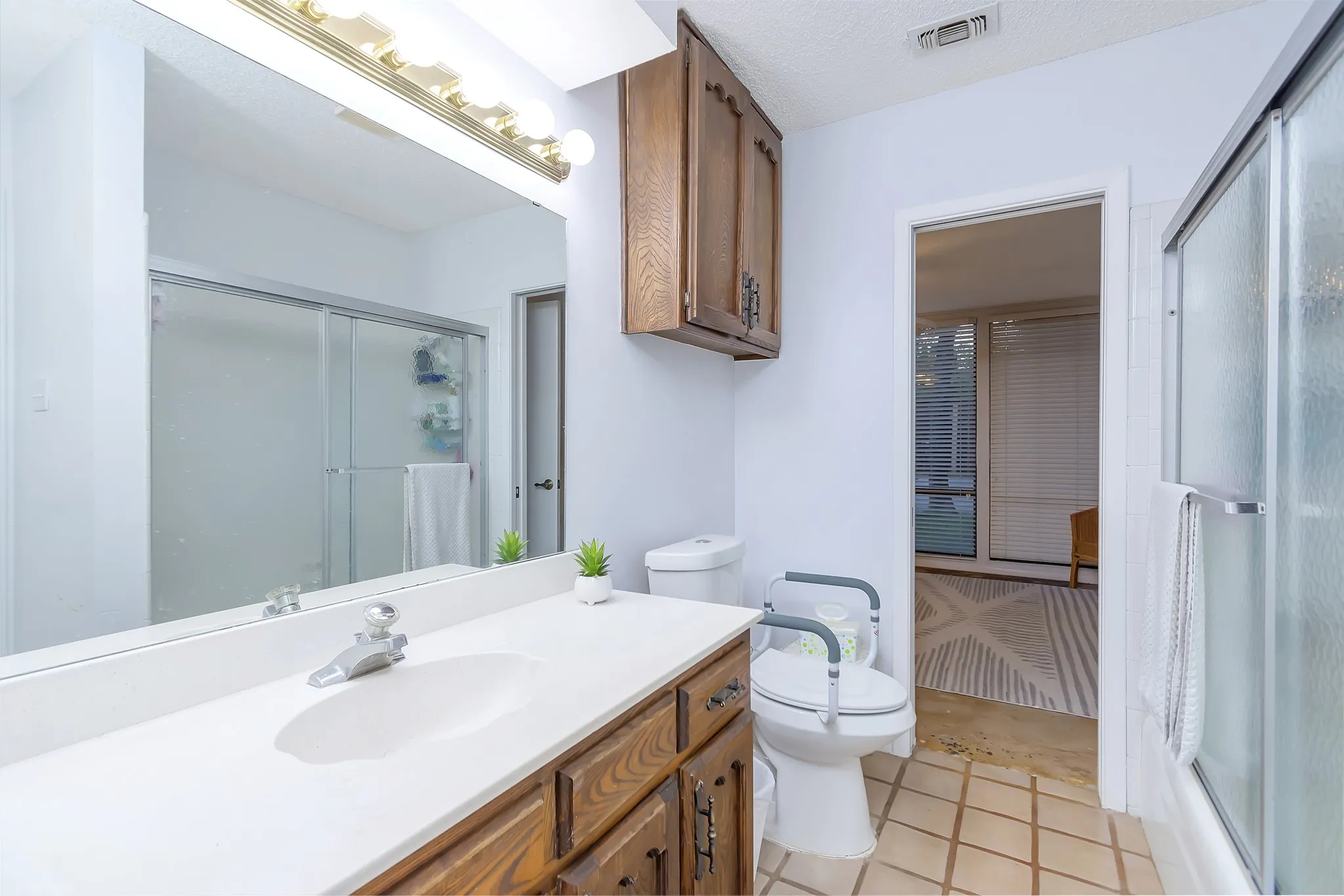 Single Family Residence For Sale in Tarrant County , 1665 Knox Road, Keller, Texas 76262, 4 Bedroom, 3 Bathroom, 2 Garage spaces, 3,906 Sqft, built in 1980, Price $1,800,000, mls#21361218, Real Estate Agent in Keller, Homes For Sale in Tarrant county, Homes For Sale in Keller, Realtor in Keller Texas, Real Estate Brokerage Independent Realty Texas, Luminita Cordes Realtor