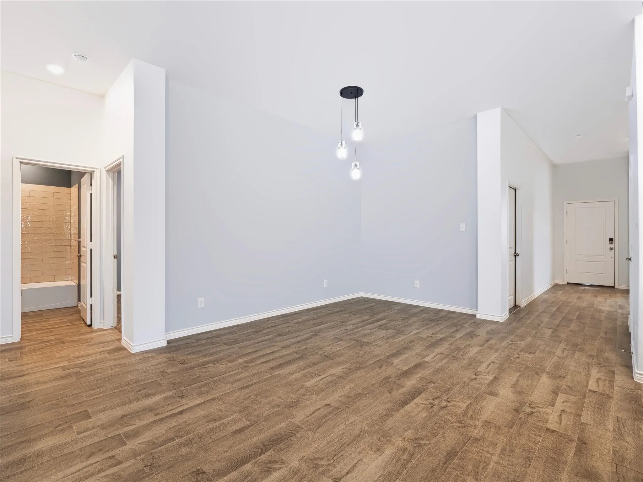Single Family Residence For Sale in Denton County , 11203 Hawks Landing Drive, Aubrey, Texas 76227, 4 Bedroom, 3 Bathroom, 2 Garage spaces, 2,080 Sqft, built in 2022, mls#21360944, Real Estate Agent in Aubrey, Homes For Sale in Denton county, Homes For Sale in Aubrey, Realtor in Aubrey Texas, Real Estate Brokerage Independent Realty Texas, Luminita Cordes Realtor