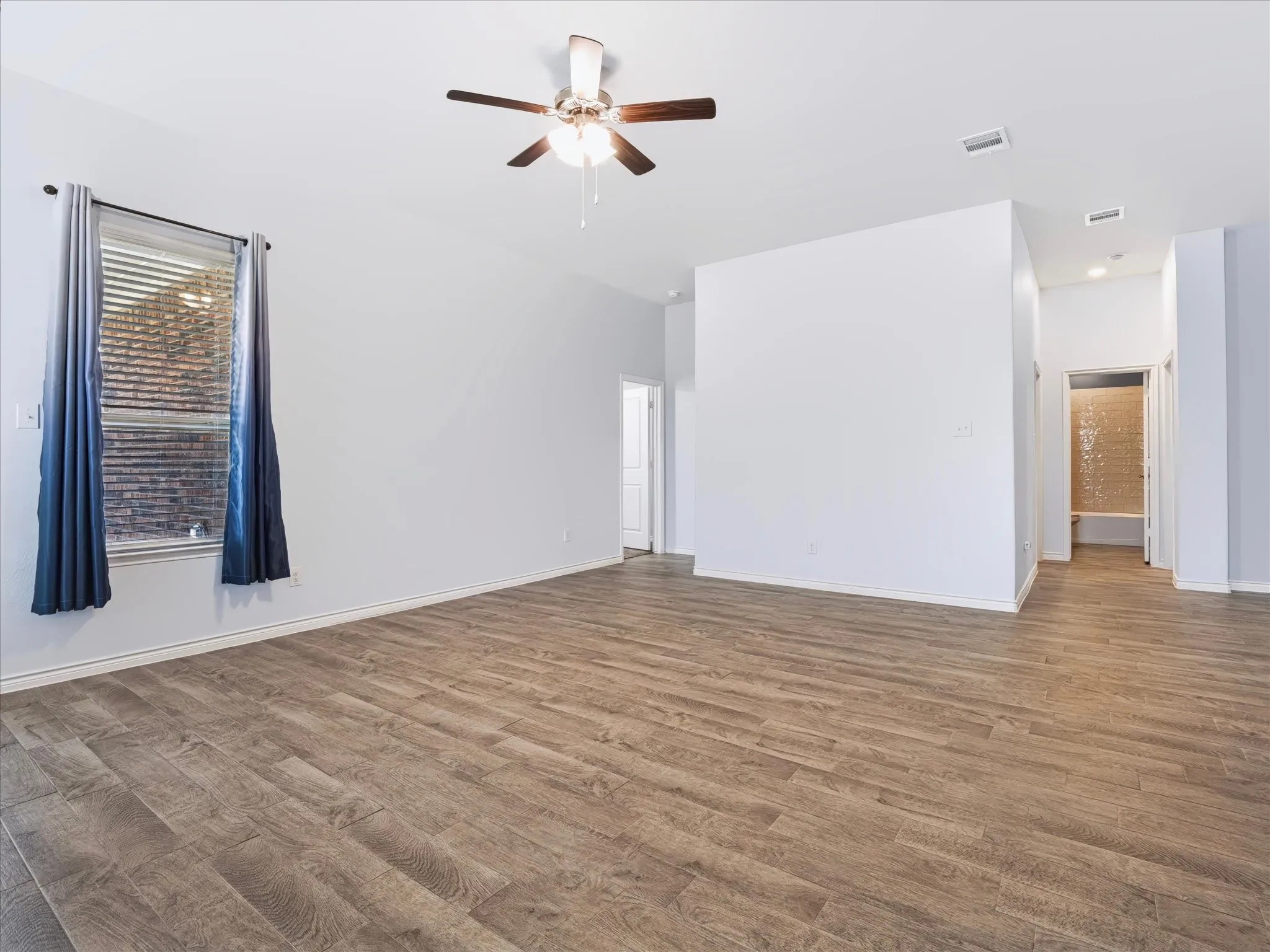 Single Family Residence For Sale in Denton County , 11203 Hawks Landing Drive, Aubrey, Texas 76227, 4 Bedroom, 3 Bathroom, 2 Garage spaces, 2,080 Sqft, built in 2022, mls#21360944, Real Estate Agent in Aubrey, Homes For Sale in Denton county, Homes For Sale in Aubrey, Realtor in Aubrey Texas, Real Estate Brokerage Independent Realty Texas, Luminita Cordes Realtor