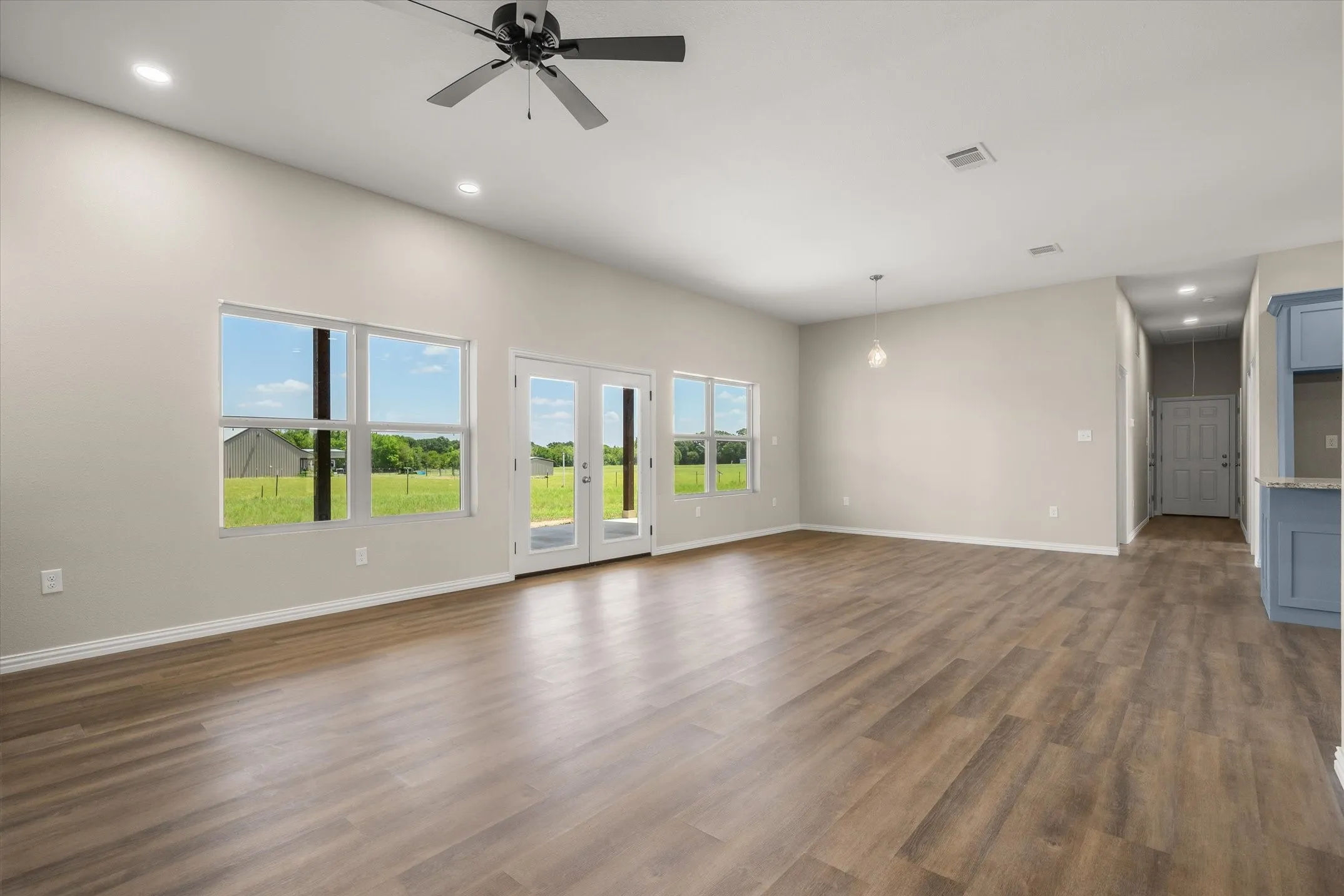 Single Family Residence For Sale in Van Zandt County , 135 Private Road 5111, Grand Saline, Texas 75103, 3 Bedroom, 4 Bathroom, 2 Garage spaces, 1,928 Sqft, built in 2026, mls#21359490, Real Estate Agent in Grand Saline, Homes For Sale in Van Zandt county, Homes For Sale in Grand Saline, Realtor in Grand Saline Texas, Real Estate Brokerage Independent Realty Texas, Luminita Cordes Realtor