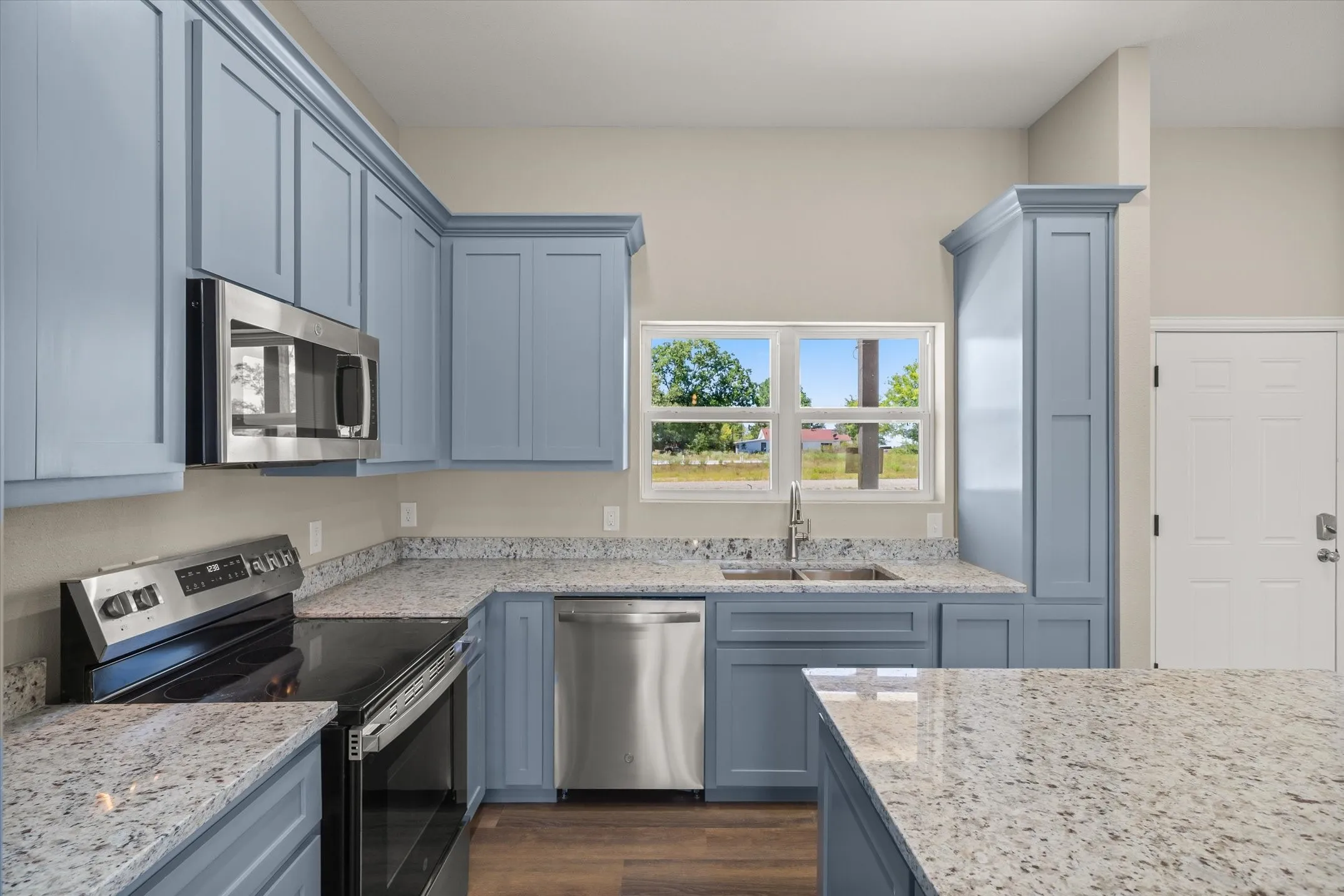 Single Family Residence For Sale in Van Zandt County , 135 Private Road 5111, Grand Saline, Texas 75103, 3 Bedroom, 4 Bathroom, 2 Garage spaces, 1,928 Sqft, built in 2026, mls#21359490, Real Estate Agent in Grand Saline, Homes For Sale in Van Zandt county, Homes For Sale in Grand Saline, Realtor in Grand Saline Texas, Real Estate Brokerage Independent Realty Texas, Luminita Cordes Realtor