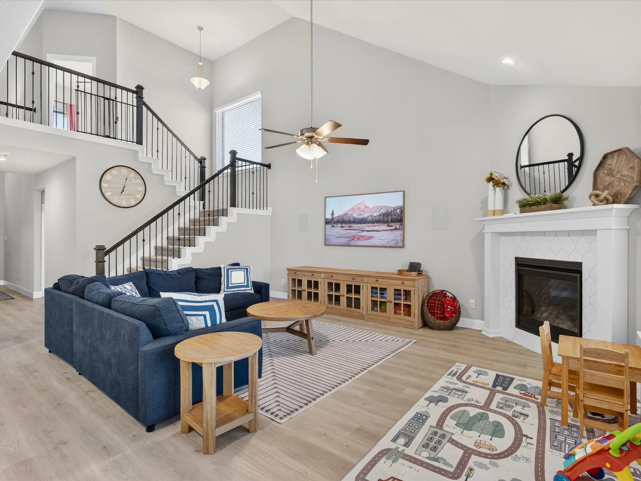 Single Family Residence For Rent in Ellis County , 3455 Hidden Hollow Drive, Grand Prairie, Texas 76065, 5 Bedroom, 4 Bathroom, 3 Garage spaces, 3,366 Sqft, built in 2022, mls#21361281, Real Estate Agent in Grand Prairie, Homes For Rent in Ellis county, Homes For Rent in Grand Prairie, Realtor in Grand Prairie Texas, Real Estate Brokerage Independent Realty Texas, Luminita Cordes Realtor