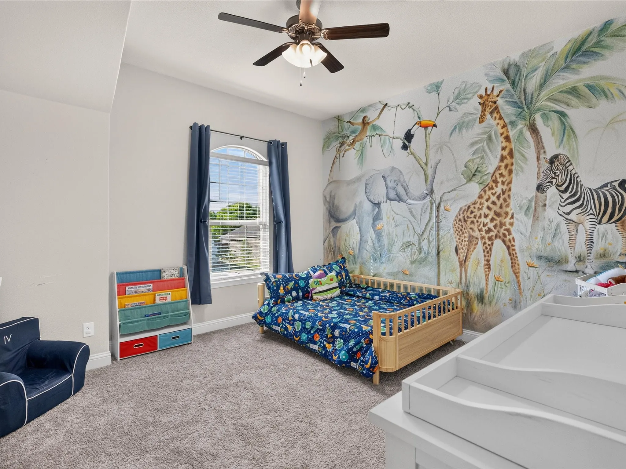 Single Family Residence For Rent in Ellis County , 3455 Hidden Hollow Drive, Grand Prairie, Texas 76065, 5 Bedroom, 4 Bathroom, 3 Garage spaces, 3,366 Sqft, built in 2022, mls#21361281, Real Estate Agent in Grand Prairie, Homes For Rent in Ellis county, Homes For Rent in Grand Prairie, Realtor in Grand Prairie Texas, Real Estate Brokerage Independent Realty Texas, Luminita Cordes Realtor