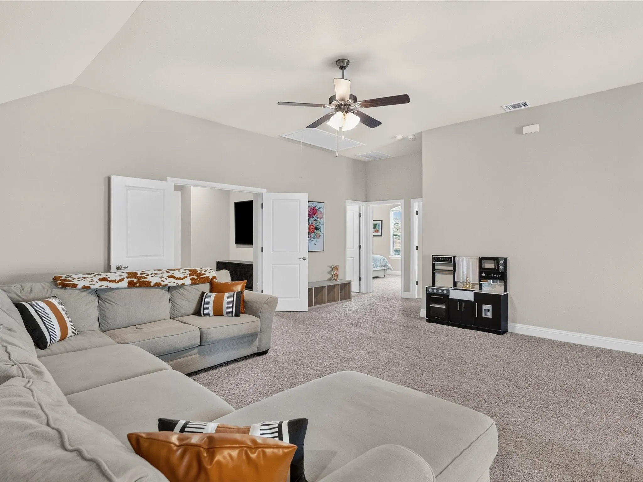 Single Family Residence For Rent in Ellis County , 3455 Hidden Hollow Drive, Grand Prairie, Texas 76065, 5 Bedroom, 4 Bathroom, 3 Garage spaces, 3,366 Sqft, built in 2022, mls#21361281, Real Estate Agent in Grand Prairie, Homes For Rent in Ellis county, Homes For Rent in Grand Prairie, Realtor in Grand Prairie Texas, Real Estate Brokerage Independent Realty Texas, Luminita Cordes Realtor
