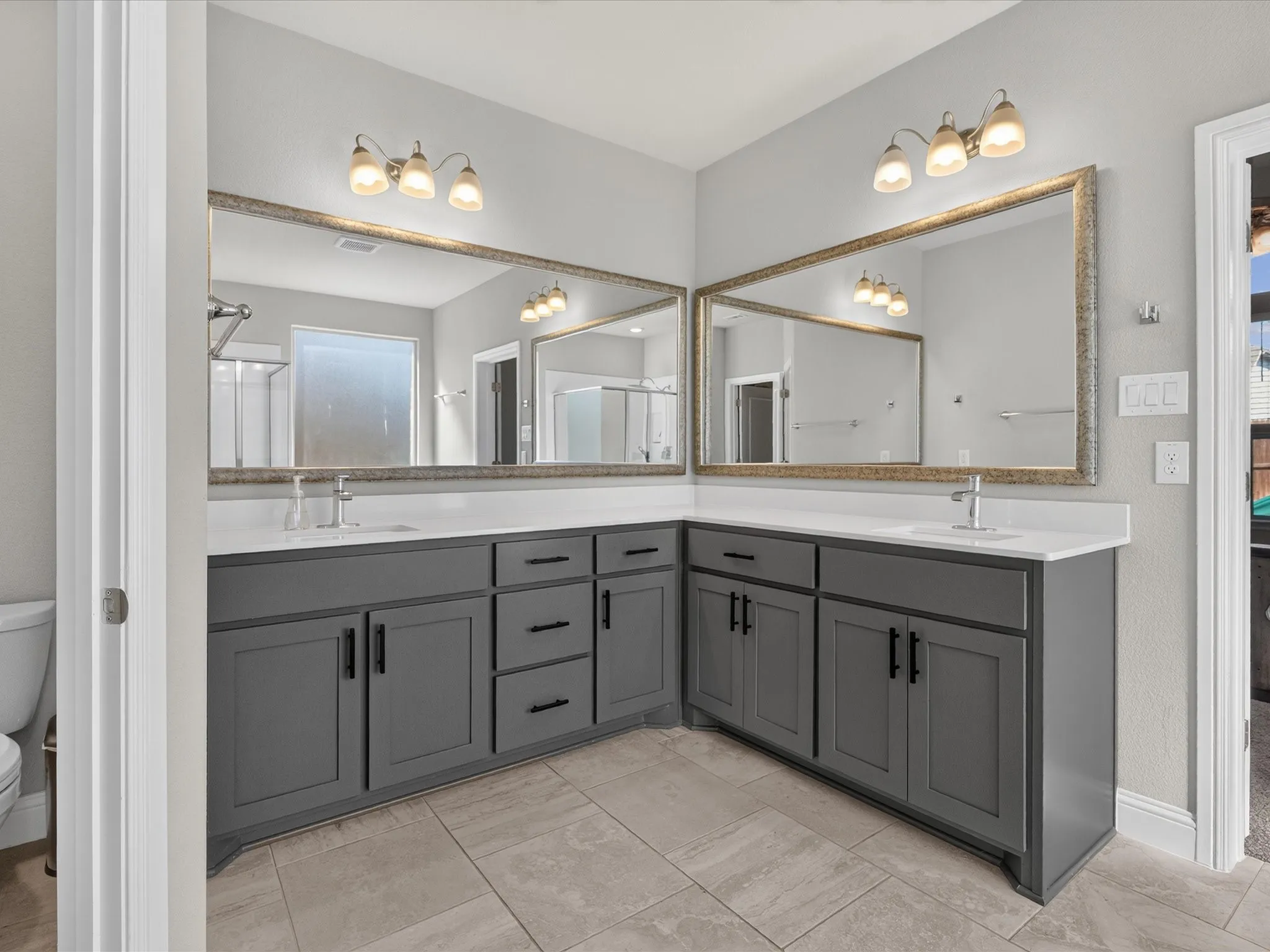 Single Family Residence For Rent in Ellis County , 3455 Hidden Hollow Drive, Grand Prairie, Texas 76065, 5 Bedroom, 4 Bathroom, 3 Garage spaces, 3,366 Sqft, built in 2022, mls#21361281, Real Estate Agent in Grand Prairie, Homes For Rent in Ellis county, Homes For Rent in Grand Prairie, Realtor in Grand Prairie Texas, Real Estate Brokerage Independent Realty Texas, Luminita Cordes Realtor