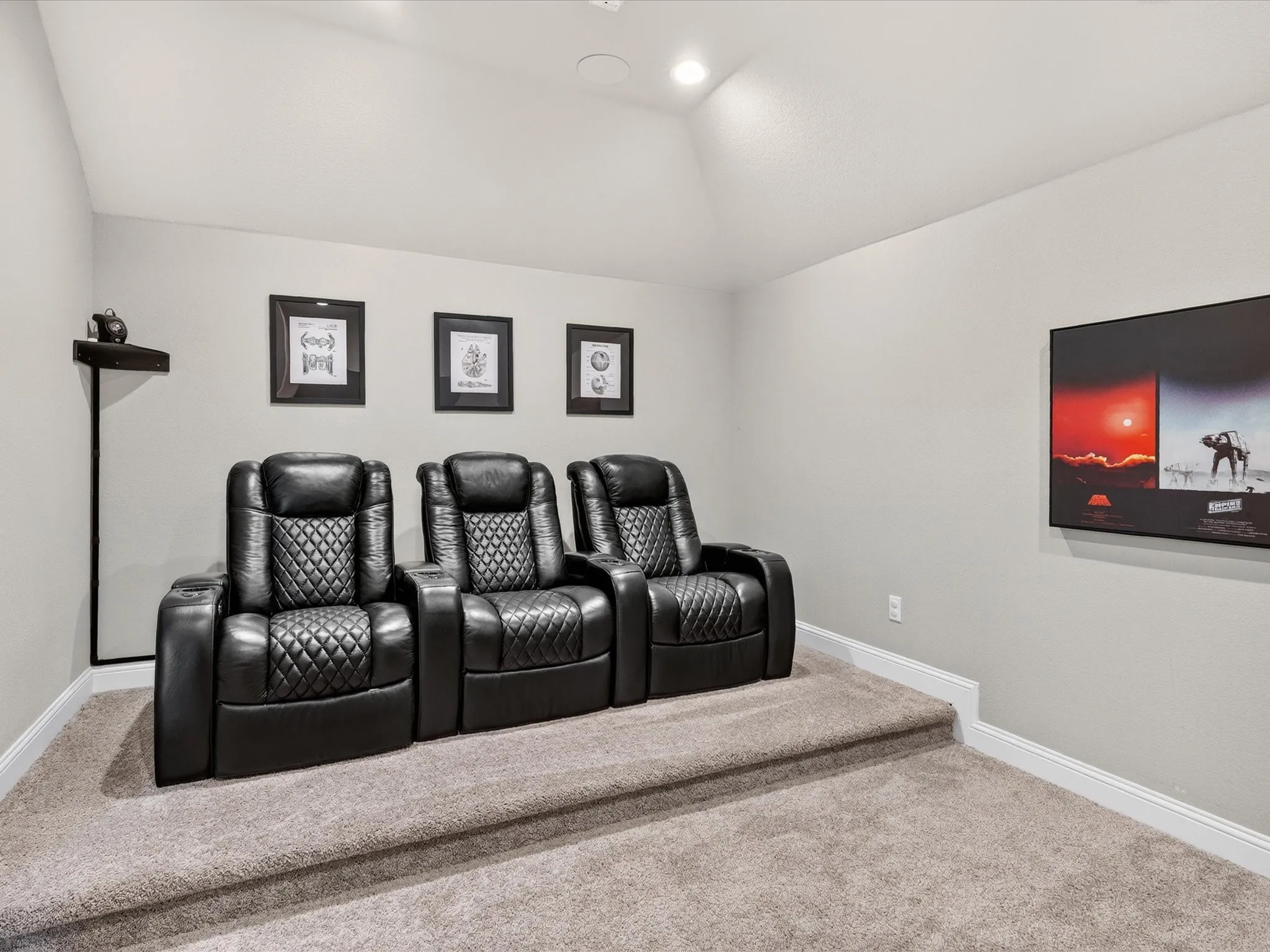 Single Family Residence For Rent in Ellis County , 3455 Hidden Hollow Drive, Grand Prairie, Texas 76065, 5 Bedroom, 4 Bathroom, 3 Garage spaces, 3,366 Sqft, built in 2022, mls#21361281, Real Estate Agent in Grand Prairie, Homes For Rent in Ellis county, Homes For Rent in Grand Prairie, Realtor in Grand Prairie Texas, Real Estate Brokerage Independent Realty Texas, Luminita Cordes Realtor