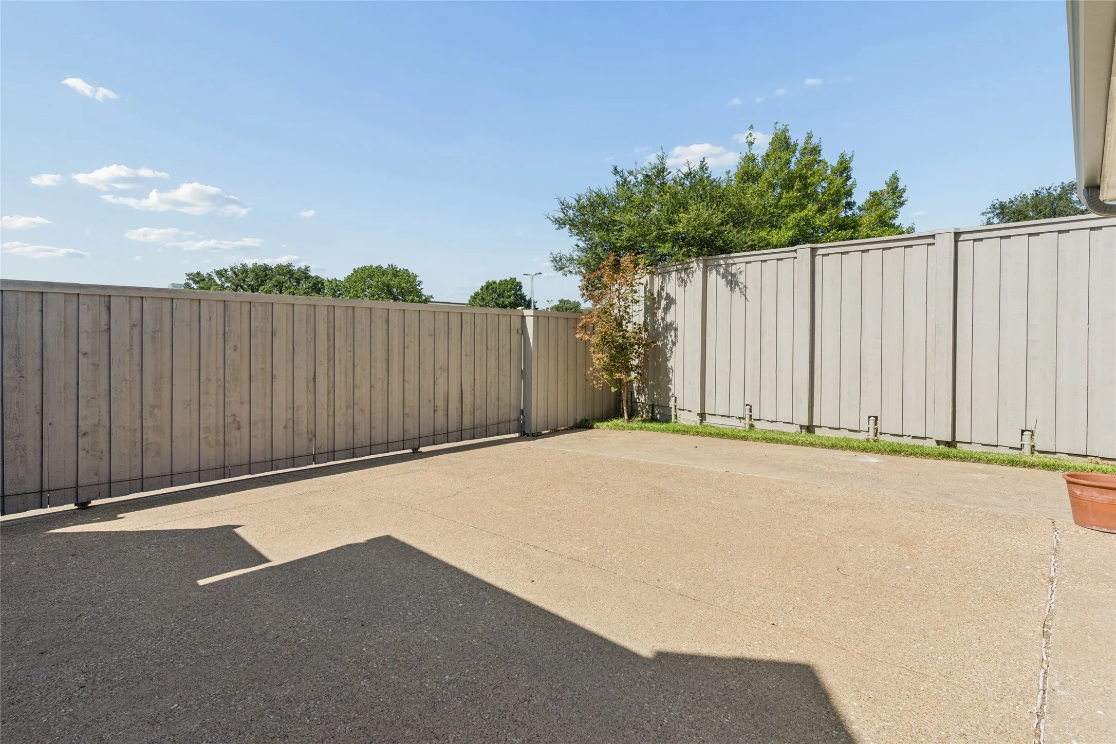 16' rolling gate, parking for 3 cars