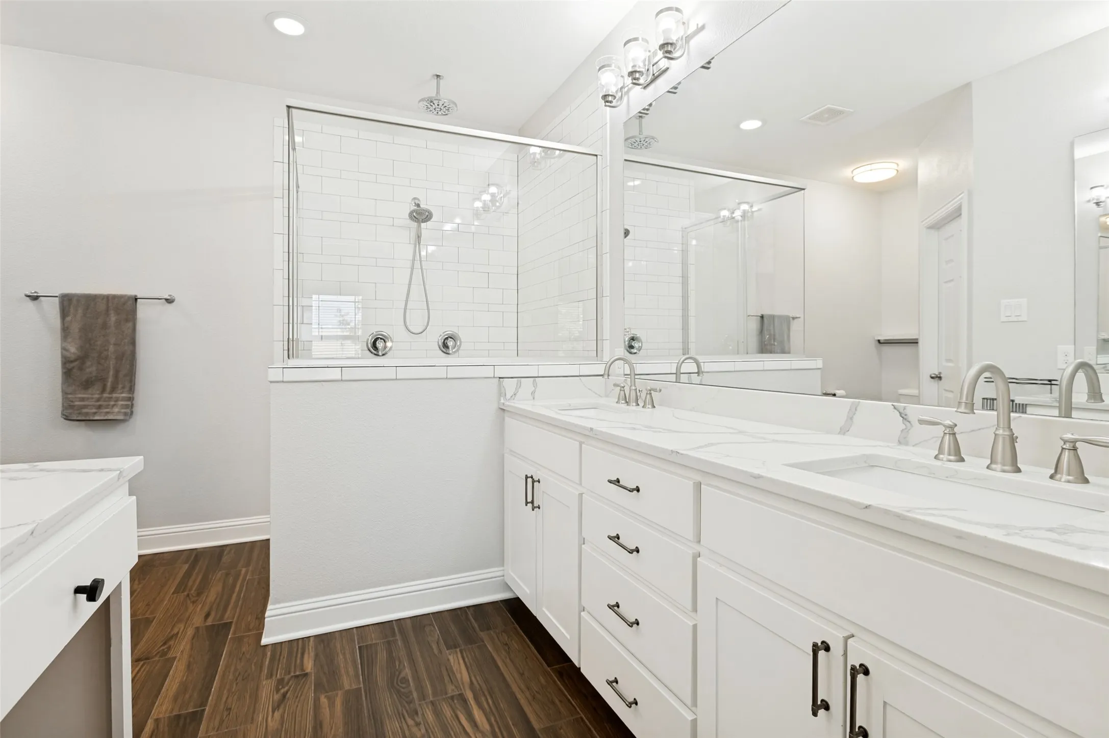 Single Family Residence For Rent in Denton County , 18141 Justice Lane, Dallas, Texas 75287, 4 Bedroom, 3 Bathroom, 2 Garage spaces, 1,963 Sqft, built in 2016, mls#21361106, Real Estate Agent in Dallas, Homes For Rent in Denton county, Homes For Rent in Dallas, Realtor in Dallas Texas, Real Estate Brokerage Independent Realty Texas, Luminita Cordes Realtor