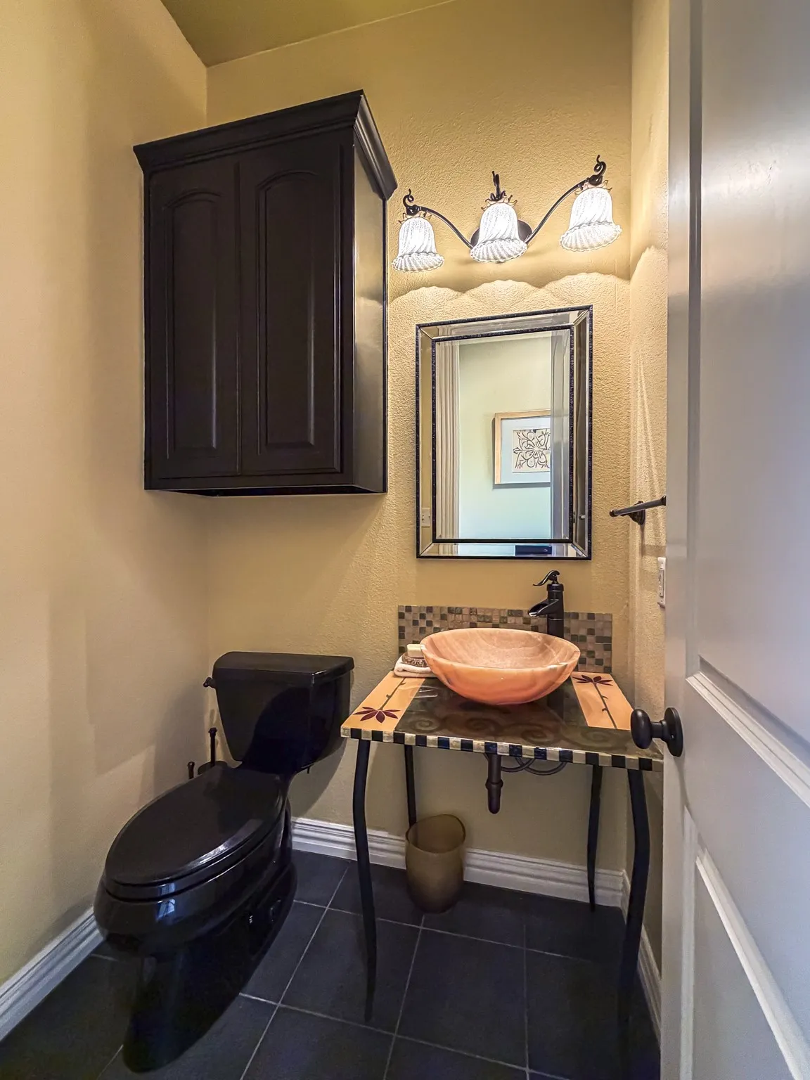 Single Family Residence For Sale in Wise County , 223 E Bay Drive, Bridgeport, Texas 76426, 3 Bedroom, 3 Bathroom, 3 Garage spaces, 3,081 Sqft, built in 2008, mls#21360622, Real Estate Agent in Bridgeport, Homes For Sale in Wise county, Homes For Sale in Bridgeport, Realtor in Bridgeport Texas, Real Estate Brokerage Independent Realty Texas, Luminita Cordes Realtor