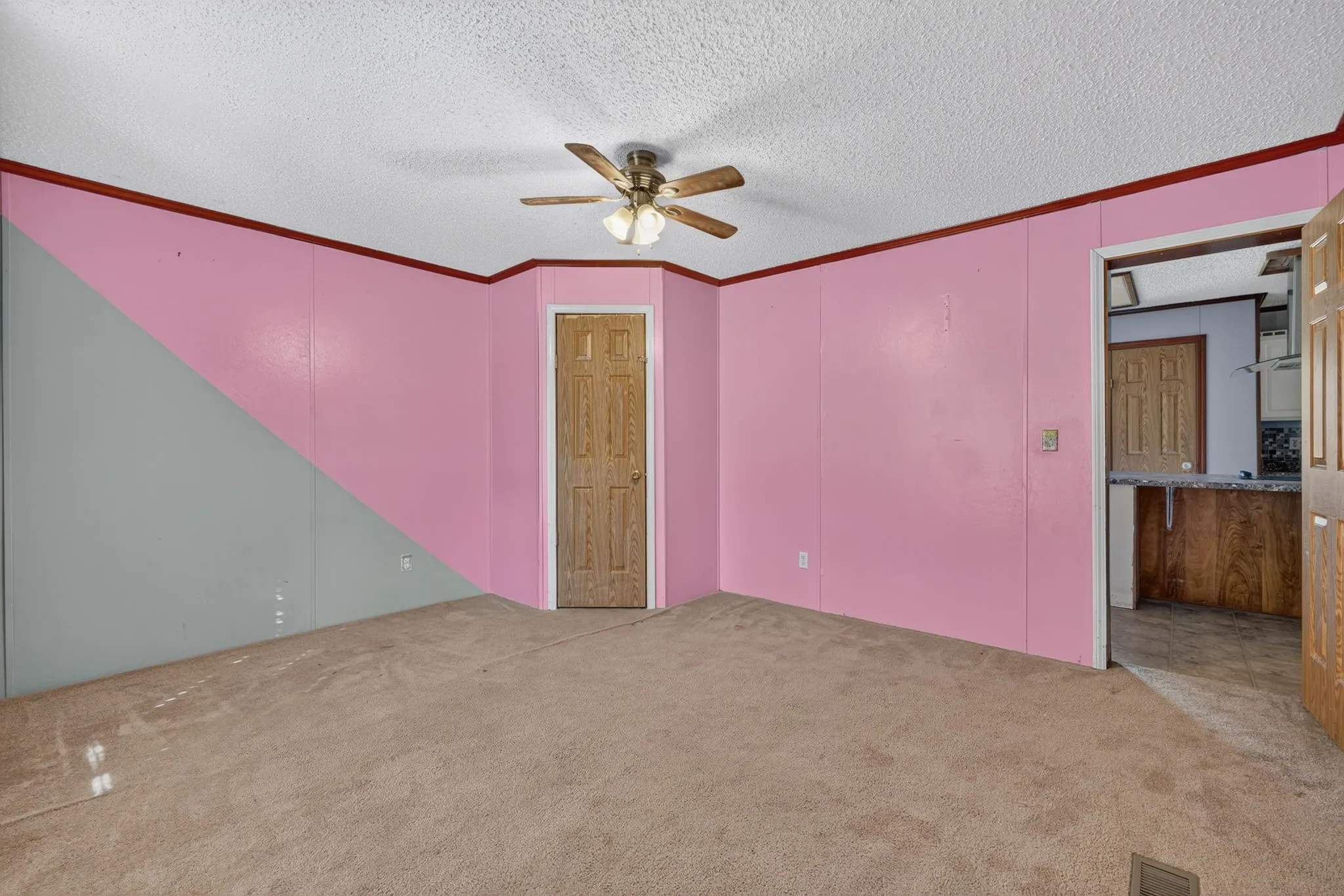 Mobile Home For Sale in Palo Pinto County , 365 Dusty Trail, Mineral Wells, Texas 76067, 4 Bedroom, 2 Bathroom, 2 Garage spaces, 2,128 Sqft, built in 1994, mls#21360480, Real Estate Agent in Mineral Wells, Homes For Sale in Palo Pinto county, Homes For Sale in Mineral Wells, Realtor in Mineral Wells Texas, Real Estate Brokerage Independent Realty Texas, Luminita Cordes Realtor