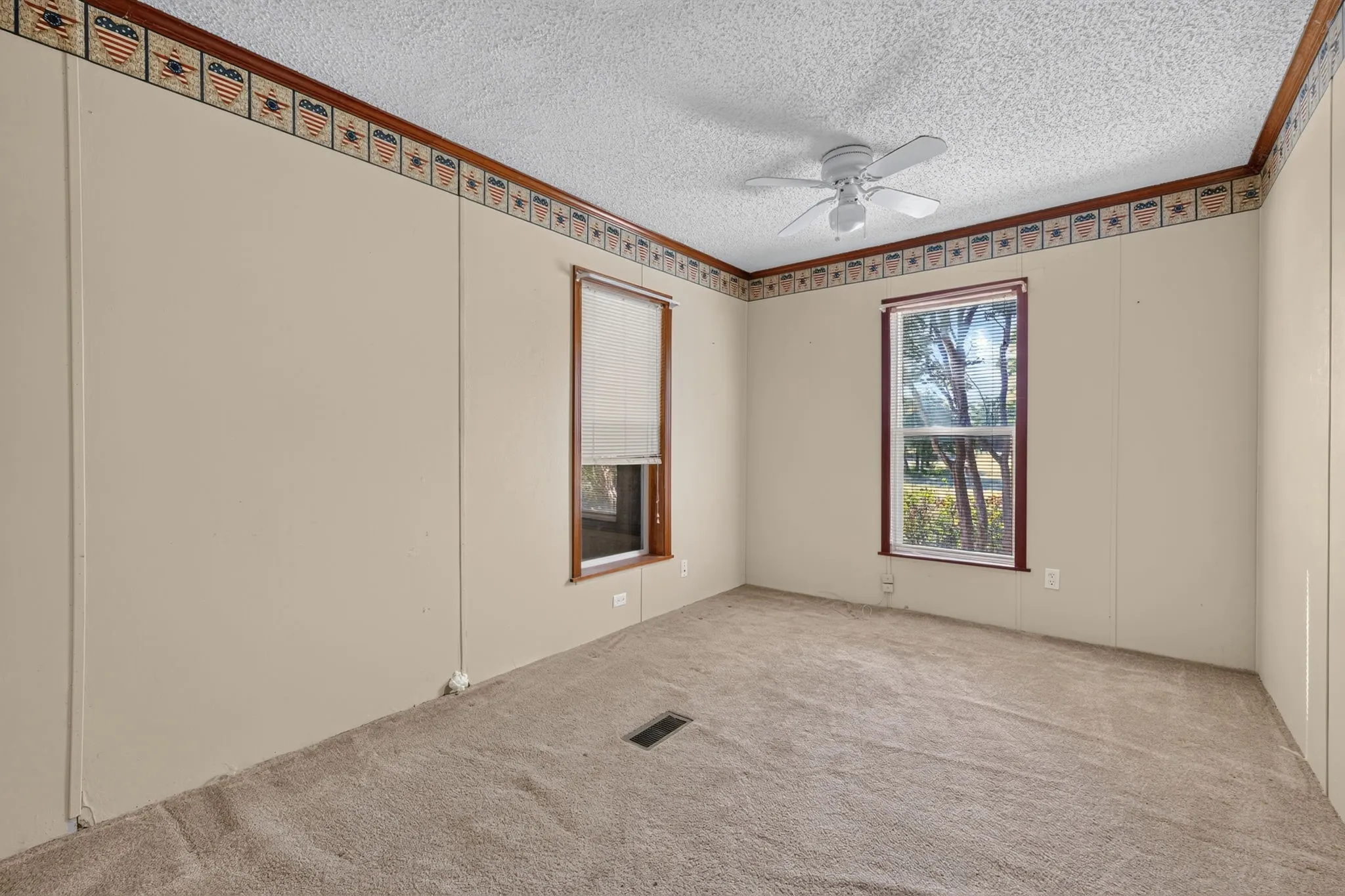 Mobile Home For Sale in Palo Pinto County , 365 Dusty Trail, Mineral Wells, Texas 76067, 4 Bedroom, 2 Bathroom, 2 Garage spaces, 2,128 Sqft, built in 1994, mls#21360480, Real Estate Agent in Mineral Wells, Homes For Sale in Palo Pinto county, Homes For Sale in Mineral Wells, Realtor in Mineral Wells Texas, Real Estate Brokerage Independent Realty Texas, Luminita Cordes Realtor