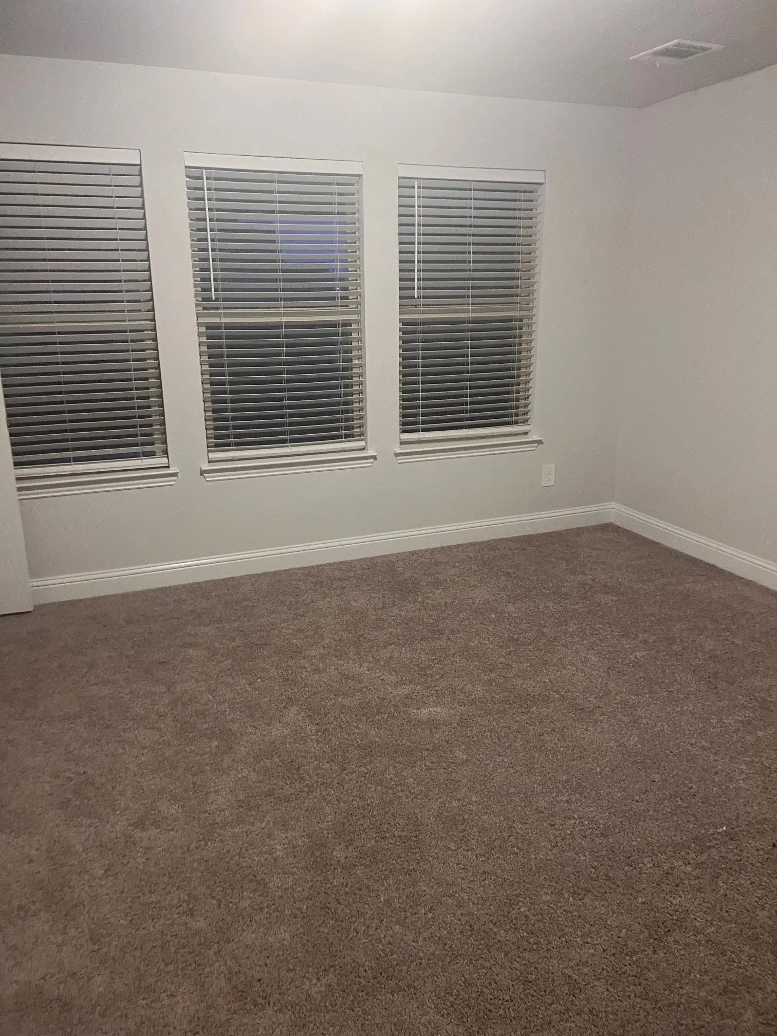 3rd floor bedroom suite.