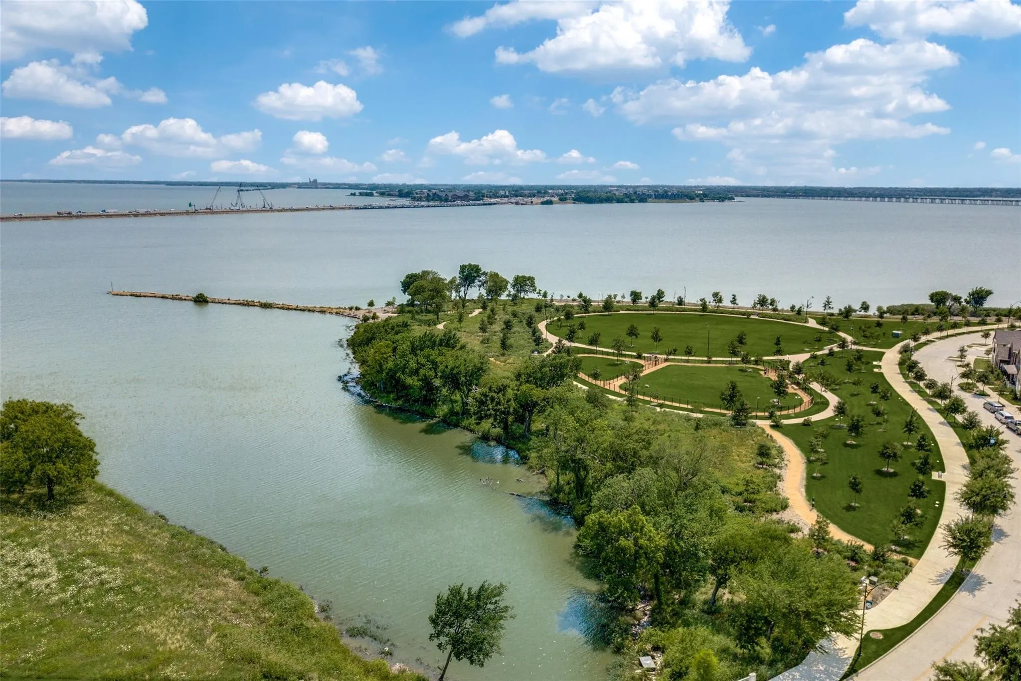 Townhouse For Rent in Dallas County , 2106 Argolis Drive, Rowlett, Texas 75088, 3 Bedroom, 4 Bathroom, 2 Garage spaces, 2,217 Sqft, built in 2022, mls#21361322, Real Estate Agent in Rowlett, Homes For Rent in Dallas county, Homes For Rent in Rowlett, Realtor in Rowlett Texas, Real Estate Brokerage Independent Realty Texas, Luminita Cordes Realtor