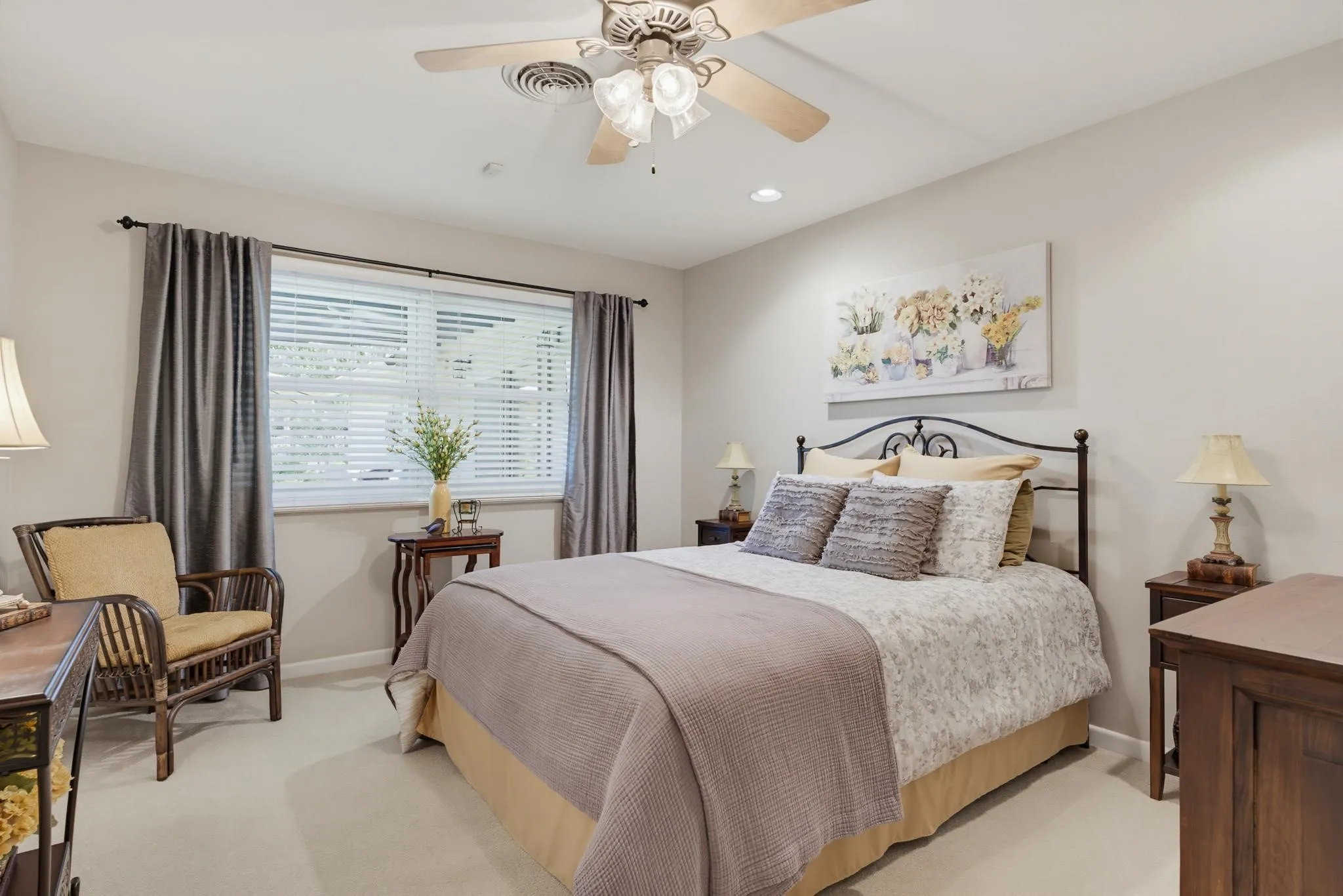 Recessed lighting, ceiling fan with light kit, window with blinds, and neutral wall tones