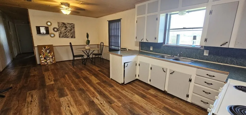 Single Family Residence For Sale in Van Zandt County , 4593 State Highway 110, Grand Saline, Texas 75140, 3 Bedroom, 1 Bathroom, Garage spaces, 1,232 Sqft, built in 1972, mls#21361292, Real Estate Agent in Grand Saline, Homes For Sale in Van Zandt county, Homes For Sale in Grand Saline, Realtor in Grand Saline Texas, Real Estate Brokerage Independent Realty Texas, Luminita Cordes Realtor