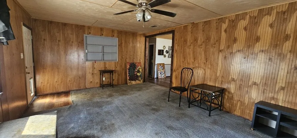 Single Family Residence For Sale in Van Zandt County , 4593 State Highway 110, Grand Saline, Texas 75140, 3 Bedroom, 1 Bathroom, Garage spaces, 1,232 Sqft, built in 1972, mls#21361292, Real Estate Agent in Grand Saline, Homes For Sale in Van Zandt county, Homes For Sale in Grand Saline, Realtor in Grand Saline Texas, Real Estate Brokerage Independent Realty Texas, Luminita Cordes Realtor