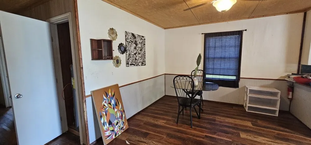 Single Family Residence For Sale in Van Zandt County , 4593 State Highway 110, Grand Saline, Texas 75140, 3 Bedroom, 1 Bathroom, Garage spaces, 1,232 Sqft, built in 1972, mls#21361292, Real Estate Agent in Grand Saline, Homes For Sale in Van Zandt county, Homes For Sale in Grand Saline, Realtor in Grand Saline Texas, Real Estate Brokerage Independent Realty Texas, Luminita Cordes Realtor