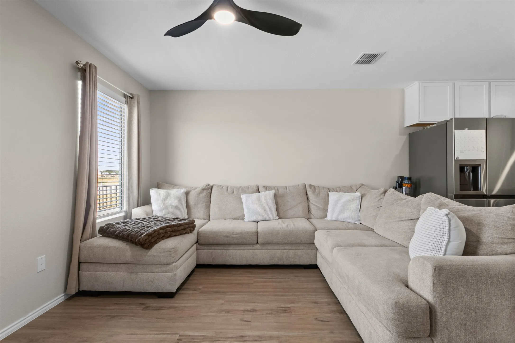 Single Family Residence For Sale in Ellis County , 461 Whistlestop Way, Ferris, Texas 75125, 3 Bedroom, 2 Bathroom, Garage spaces, 1,147 Sqft, built in 2024, mls#21361327, Real Estate Agent in Ferris, Homes For Sale in Ellis county, Homes For Sale in Ferris, Realtor in Ferris Texas, Real Estate Brokerage Independent Realty Texas, Luminita Cordes Realtor