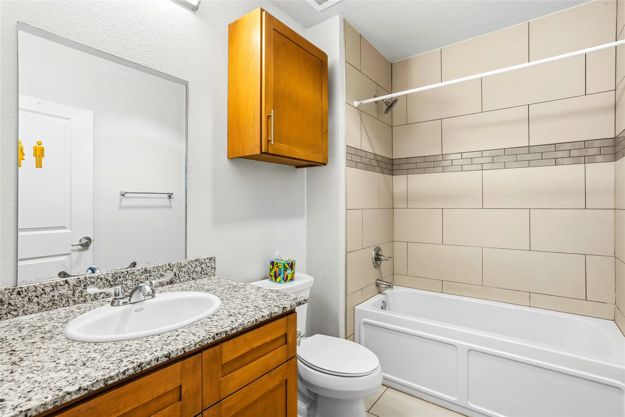 Beautiful bathroom with soaking tub/shower