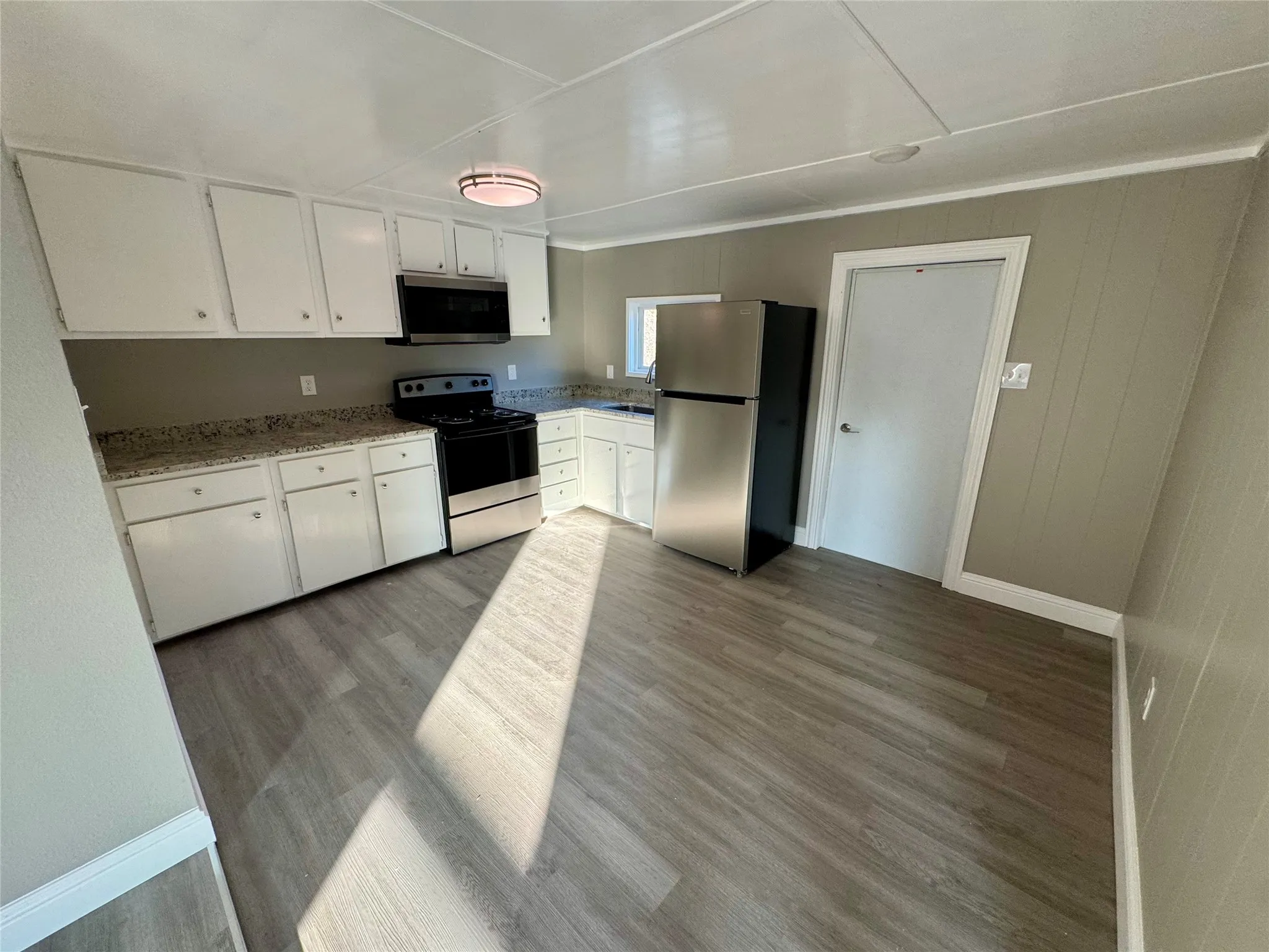Duplex For Rent in Tarrant County , 5345 Brown Lane, Fort Worth, Texas 76140, 0, 1 Bathroom, Garage spaces, 600 Sqft, built in 1970, Price $950, mls#21361345, Real Estate Agent in Fort Worth, Homes For Rent in Tarrant county, Homes For Rent in Fort Worth, Realtor in Fort Worth Texas, Real Estate Brokerage Independent Realty Texas, Luminita Cordes Realtor