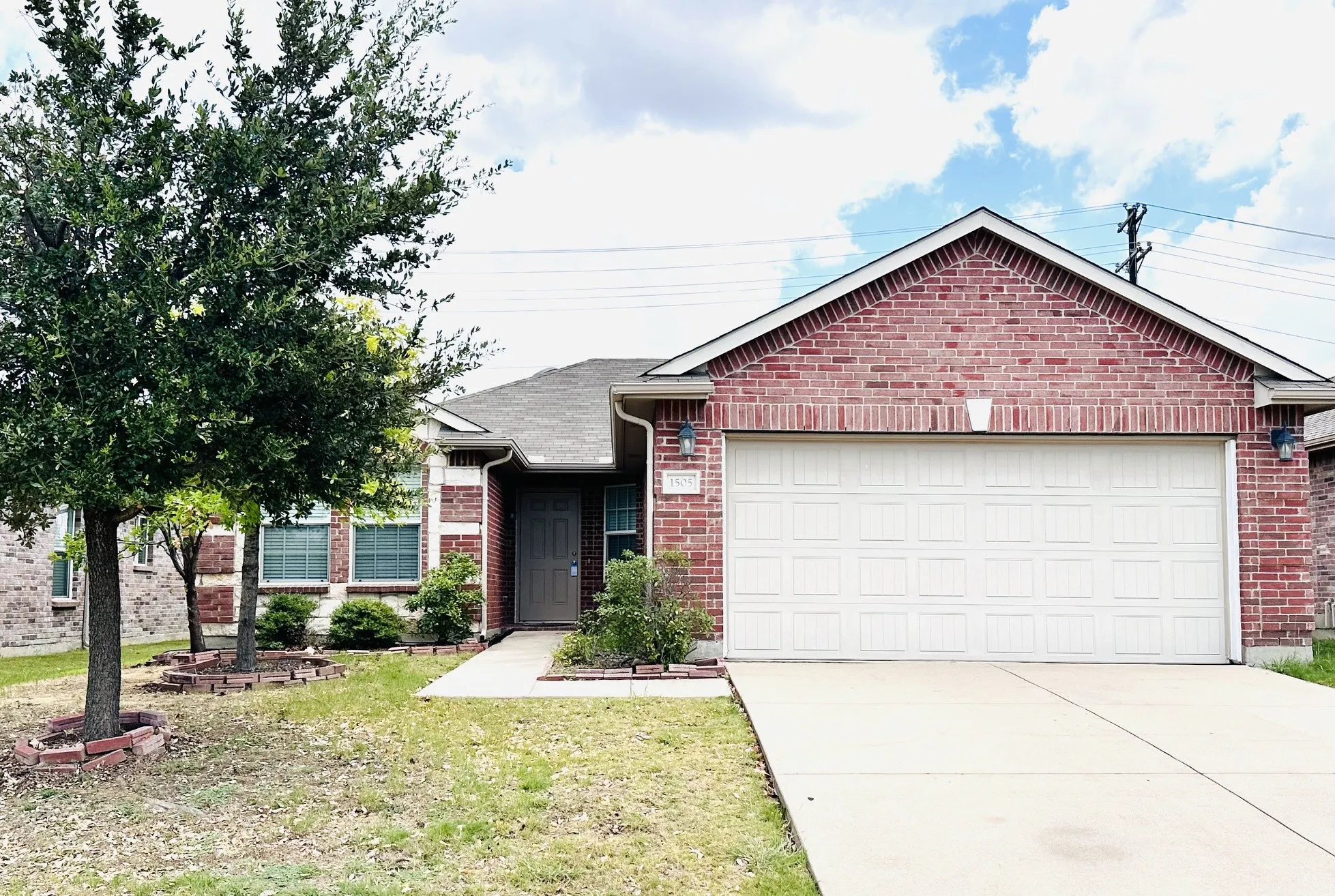 Single Family Residence For Rent in Denton County , 1505 Lone Pine Drive, Little Elm, Texas 75068, 3 Bedroom, 2 Bathroom, 2 Garage spaces, 1,269 Sqft, built in 2011, mls#21361347, Real Estate Agent in Little Elm, Homes For Rent in Denton county, Homes For Rent in Little Elm, Realtor in Little Elm Texas, Real Estate Brokerage Independent Realty Texas, Luminita Cordes Realtor