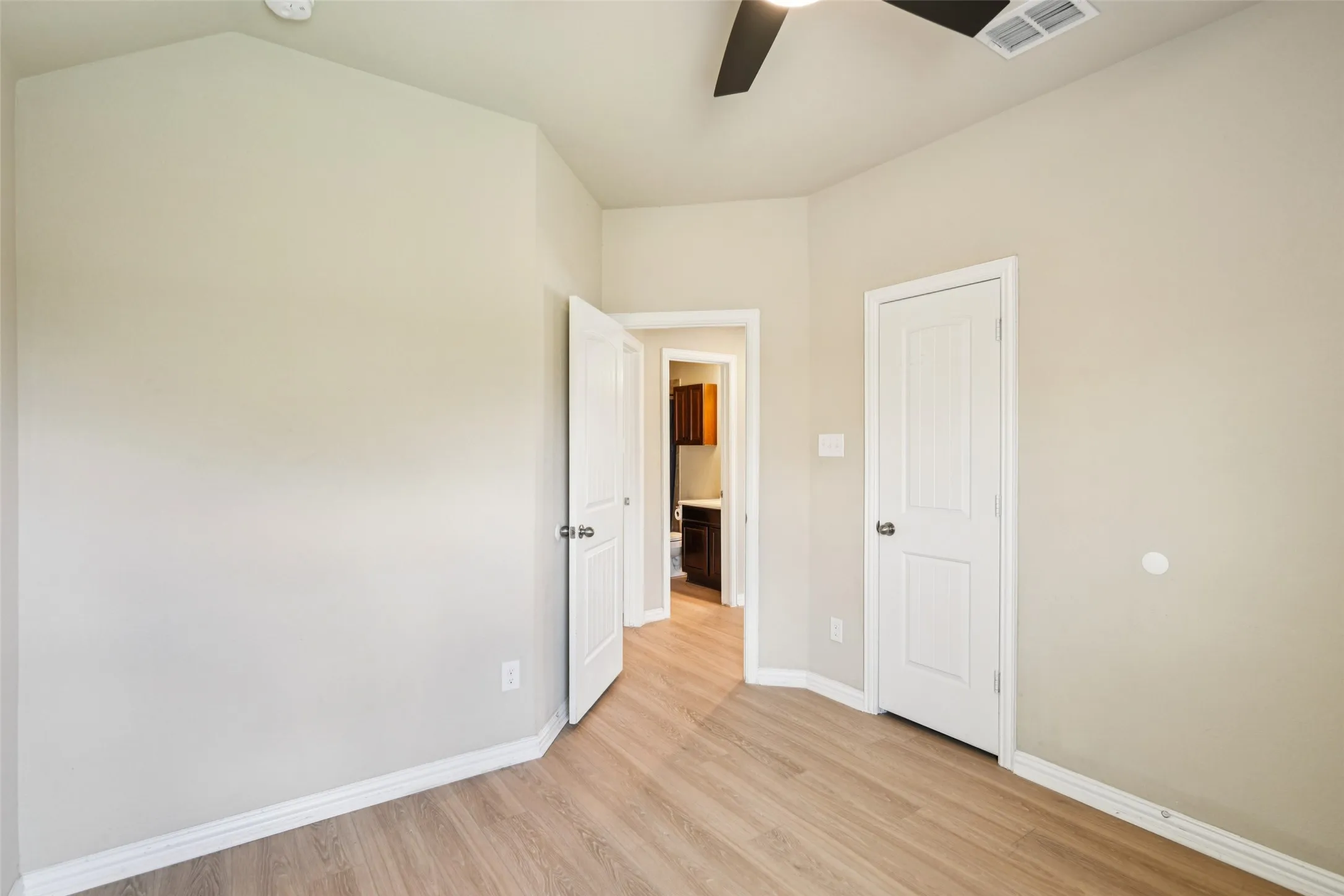 Single Family Residence For Rent in Denton County , 15937 Alvarado Drive, Prosper, Texas 75078, 4 Bedroom, 2 Bathroom, 2 Garage spaces, 1,548 Sqft, built in 2014, mls#21361349, Real Estate Agent in Prosper, Homes For Rent in Denton county, Homes For Rent in Prosper, Realtor in Prosper Texas, Real Estate Brokerage Independent Realty Texas, Luminita Cordes Realtor