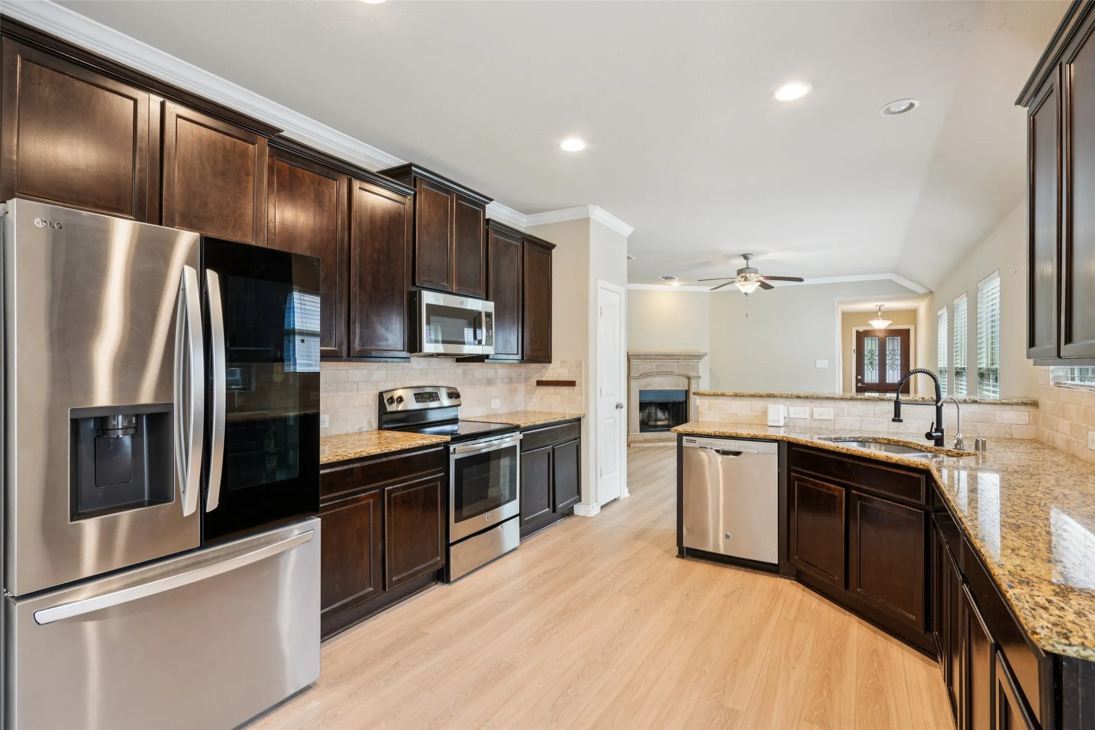 Single Family Residence For Rent in Denton County , 15937 Alvarado Drive, Prosper, Texas 75078, 4 Bedroom, 2 Bathroom, 2 Garage spaces, 1,548 Sqft, built in 2014, mls#21361349, Real Estate Agent in Prosper, Homes For Rent in Denton county, Homes For Rent in Prosper, Realtor in Prosper Texas, Real Estate Brokerage Independent Realty Texas, Luminita Cordes Realtor