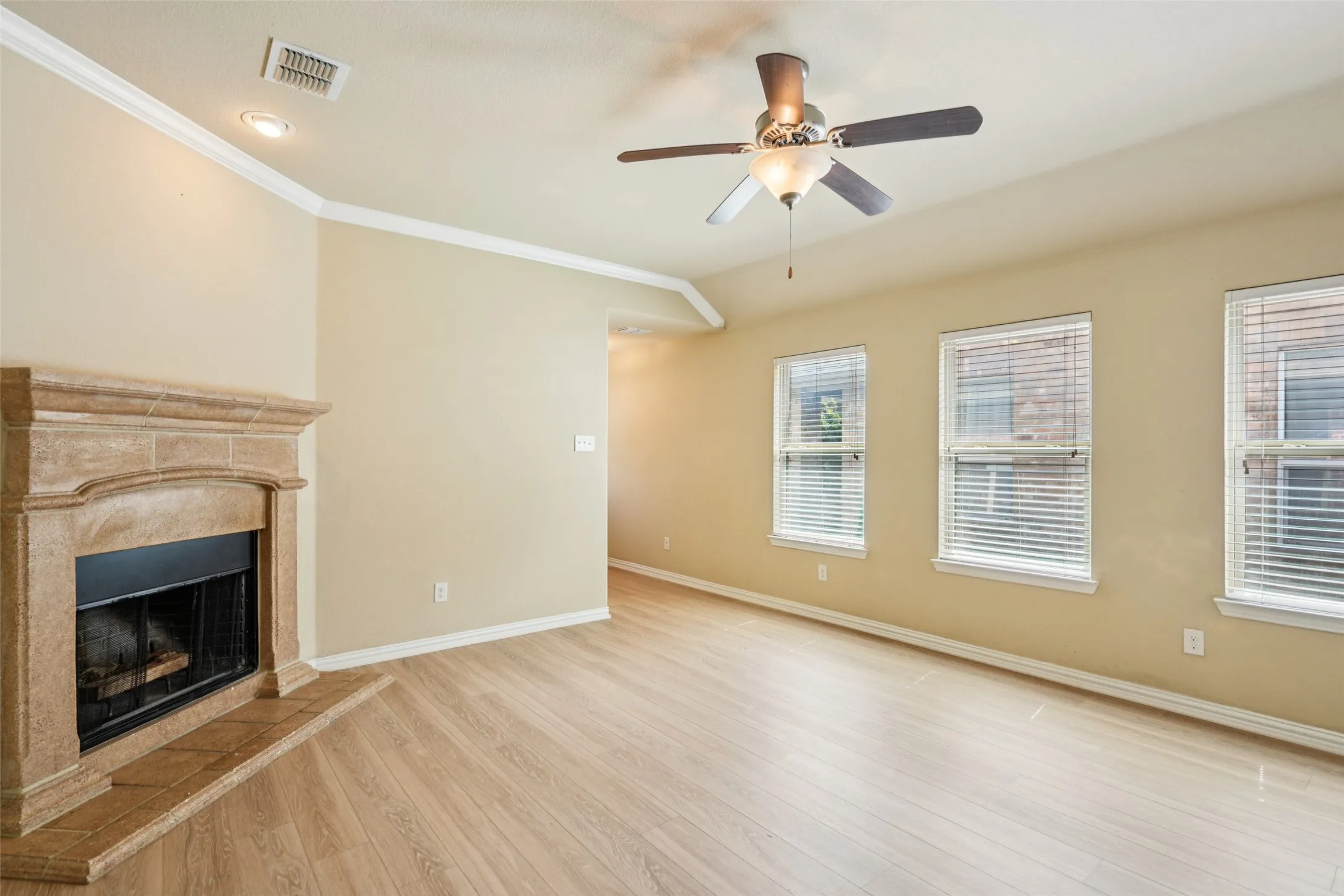 Single Family Residence For Rent in Denton County , 15937 Alvarado Drive, Prosper, Texas 75078, 4 Bedroom, 2 Bathroom, 2 Garage spaces, 1,548 Sqft, built in 2014, mls#21361349, Real Estate Agent in Prosper, Homes For Rent in Denton county, Homes For Rent in Prosper, Realtor in Prosper Texas, Real Estate Brokerage Independent Realty Texas, Luminita Cordes Realtor