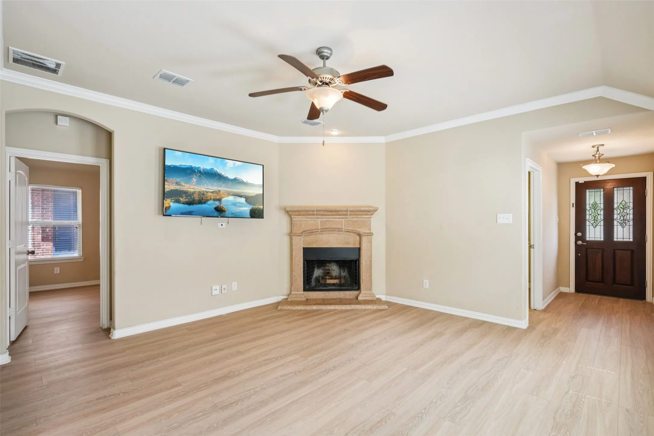 Single Family Residence For Rent in Denton County , 15937 Alvarado Drive, Prosper, Texas 75078, 4 Bedroom, 2 Bathroom, 2 Garage spaces, 1,548 Sqft, built in 2014, mls#21361349, Real Estate Agent in Prosper, Homes For Rent in Denton county, Homes For Rent in Prosper, Realtor in Prosper Texas, Real Estate Brokerage Independent Realty Texas, Luminita Cordes Realtor