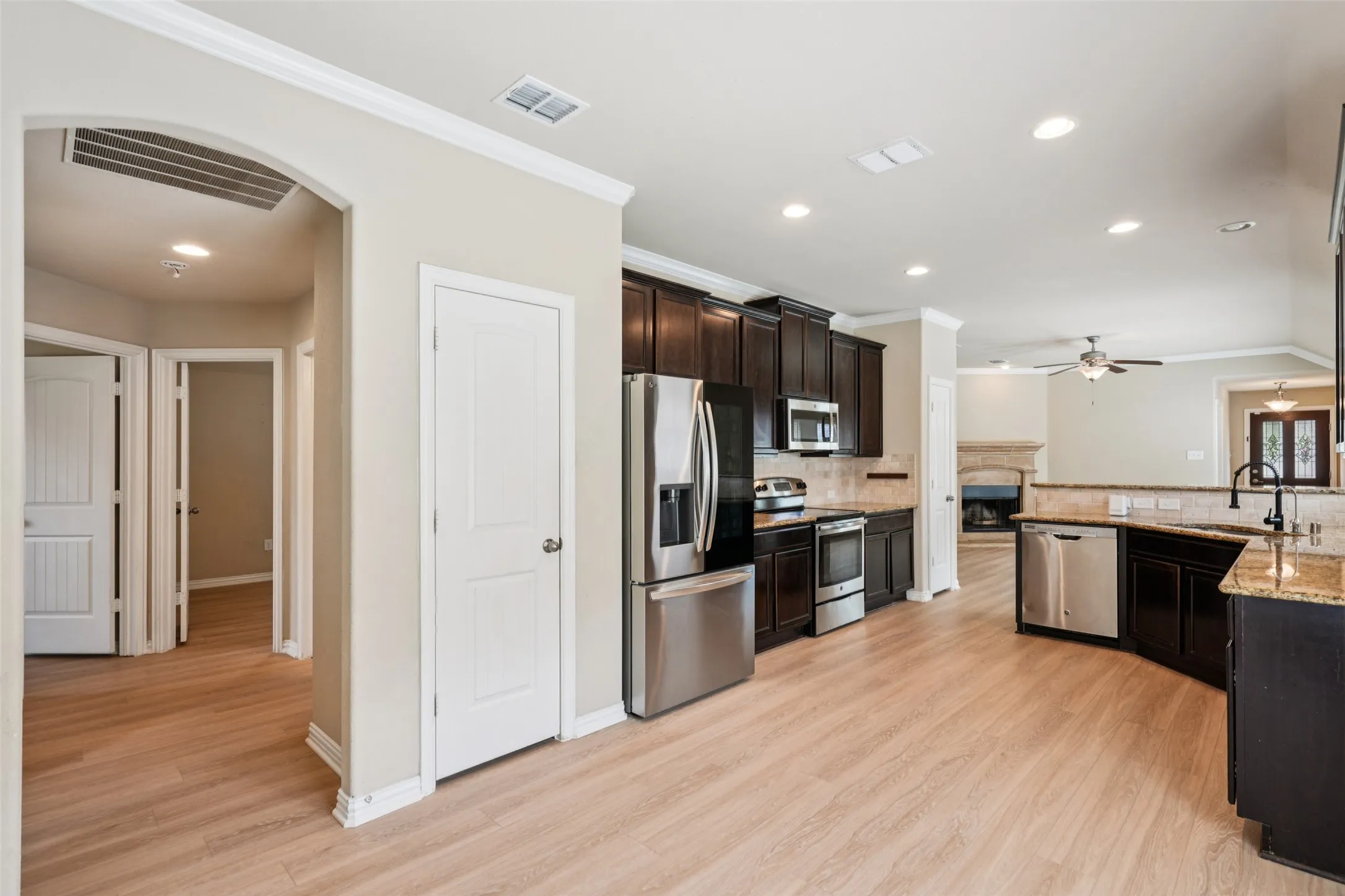 Single Family Residence For Rent in Denton County , 15937 Alvarado Drive, Prosper, Texas 75078, 4 Bedroom, 2 Bathroom, 2 Garage spaces, 1,548 Sqft, built in 2014, mls#21361349, Real Estate Agent in Prosper, Homes For Rent in Denton county, Homes For Rent in Prosper, Realtor in Prosper Texas, Real Estate Brokerage Independent Realty Texas, Luminita Cordes Realtor