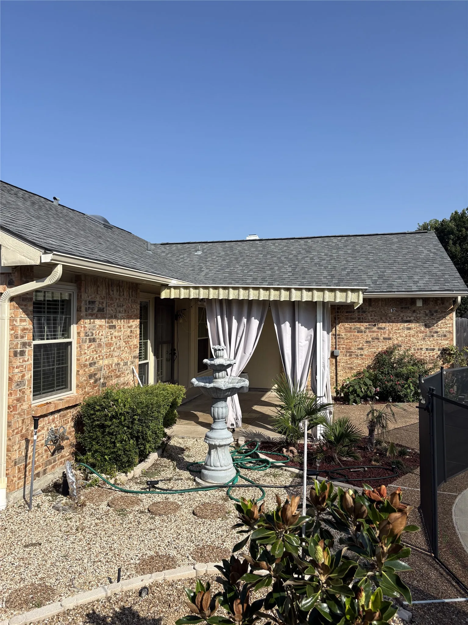 Single Family Residence For Sale in Dallas County , 3610 Willowood Drive, Garland, Texas 75040, 3 Bedroom, 2 Bathroom, 2 Garage spaces, 1,762 Sqft, built in 1984, mls#21361358, Real Estate Agent in Garland, Homes For Sale in Dallas county, Homes For Sale in Garland, Realtor in Garland Texas, Real Estate Brokerage Independent Realty Texas, Luminita Cordes Realtor