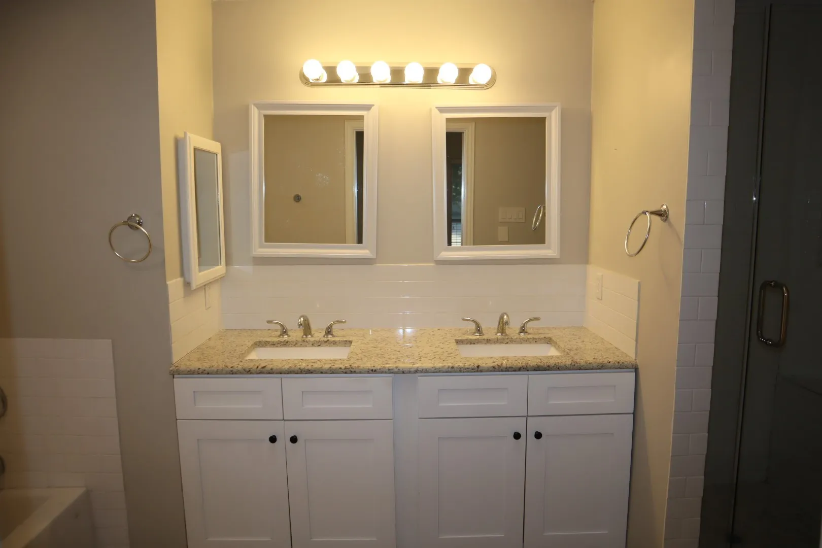 Single Family Residence For Rent in Collin County , 1512 River Hill Drive, Prosper, Texas 75078, 3 Bedroom, 2 Bathroom, 2 Garage spaces, 1,723 Sqft, built in 1990, mls#21361372, Real Estate Agent in Prosper, Homes For Rent in Collin county, Homes For Rent in Prosper, Realtor in Prosper Texas, Real Estate Brokerage Independent Realty Texas, Luminita Cordes Realtor