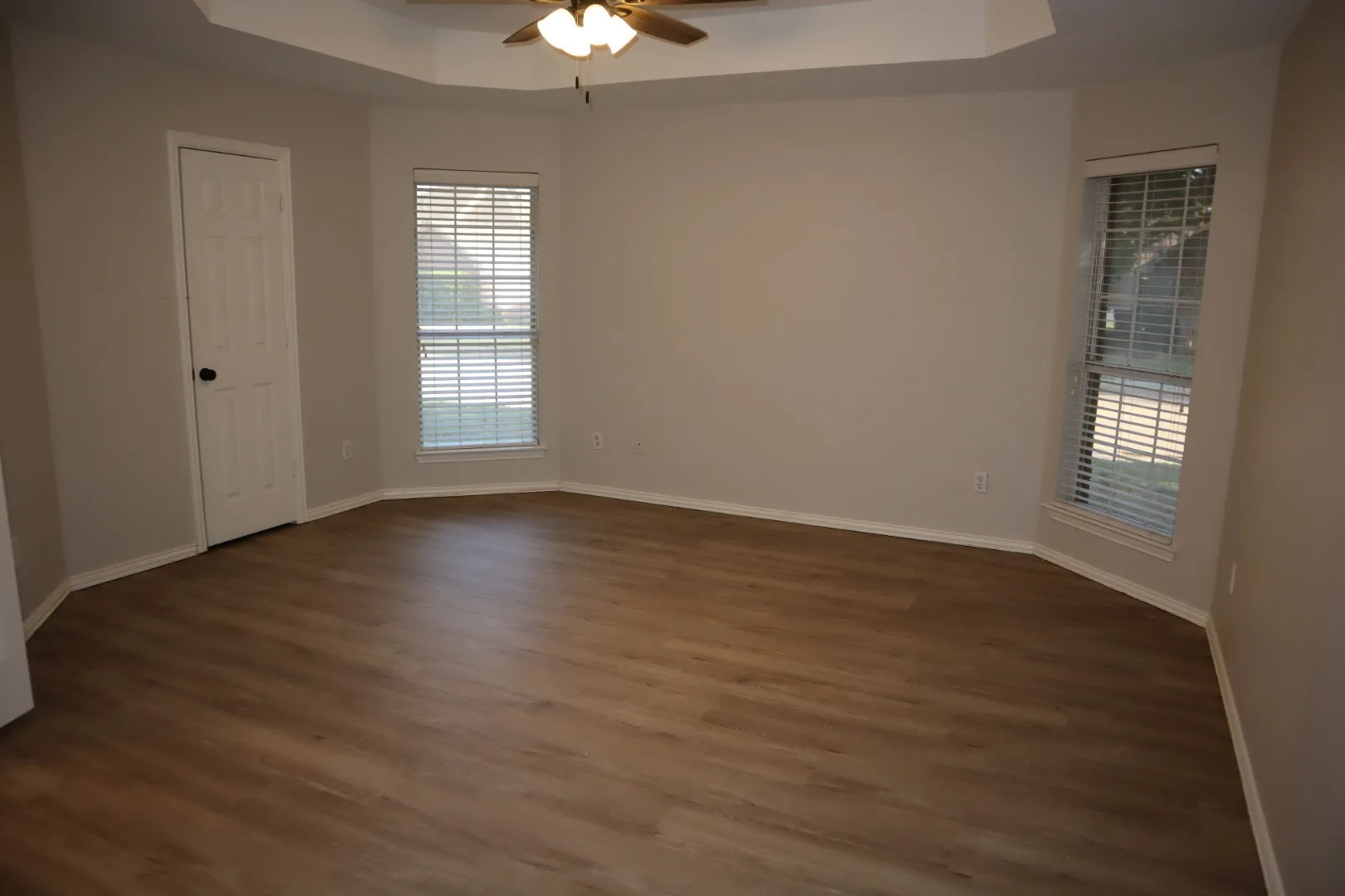 Single Family Residence For Rent in Collin County , 1512 River Hill Drive, Prosper, Texas 75078, 3 Bedroom, 2 Bathroom, 2 Garage spaces, 1,723 Sqft, built in 1990, mls#21361372, Real Estate Agent in Prosper, Homes For Rent in Collin county, Homes For Rent in Prosper, Realtor in Prosper Texas, Real Estate Brokerage Independent Realty Texas, Luminita Cordes Realtor