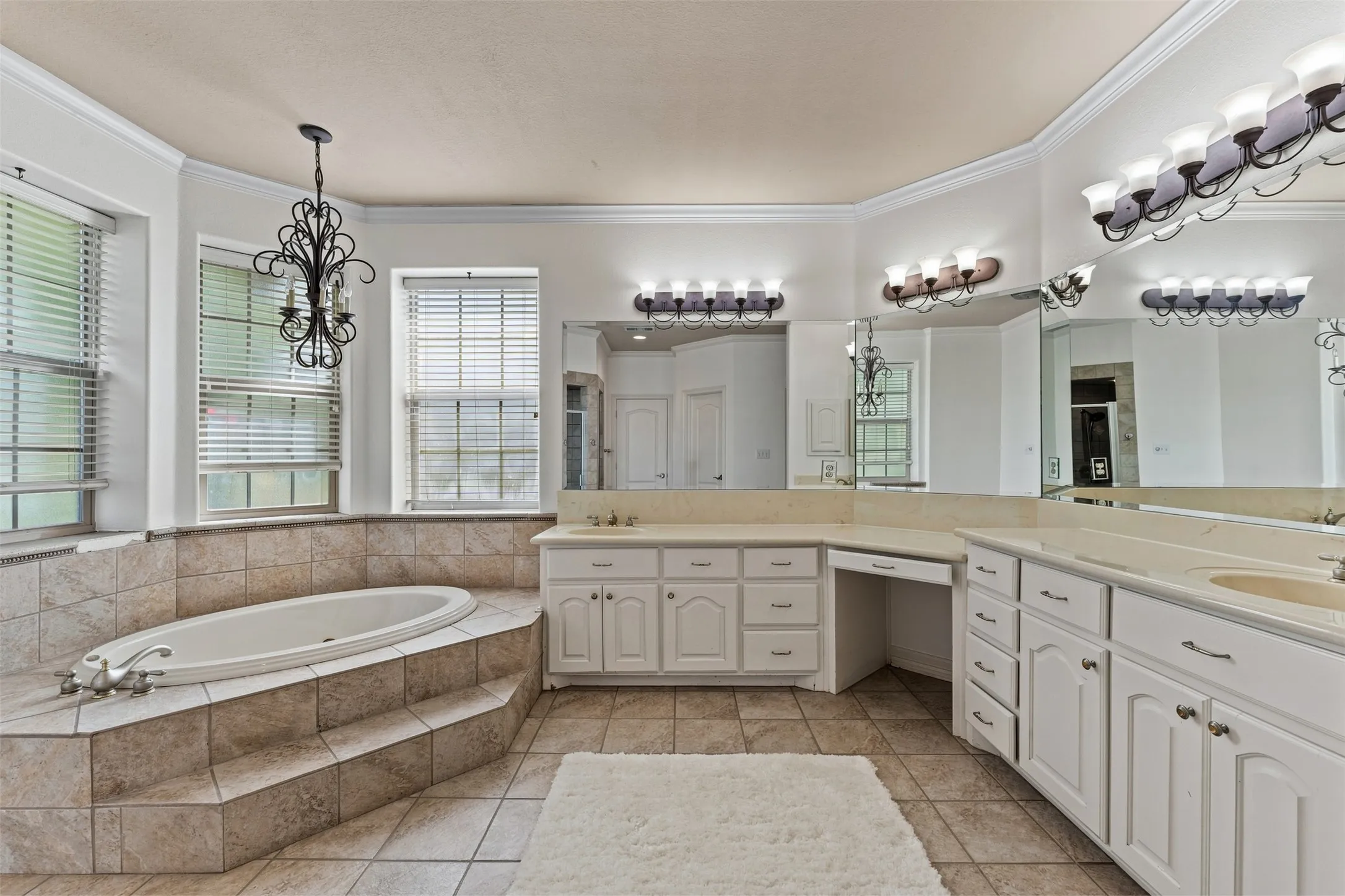 Single Family Residence For Sale in Mc Lennan County , 2285 Austin Hines Drive, China Spring, Texas 76633, 3 Bedroom, 3 Bathroom, 2 Garage spaces, 3,232 Sqft, built in 2002, mls#21360999, Real Estate Agent in China Spring, Homes For Sale in Mc Lennan county, Homes For Sale in China Spring, Realtor in China Spring Texas, Real Estate Brokerage Independent Realty Texas, Luminita Cordes Realtor