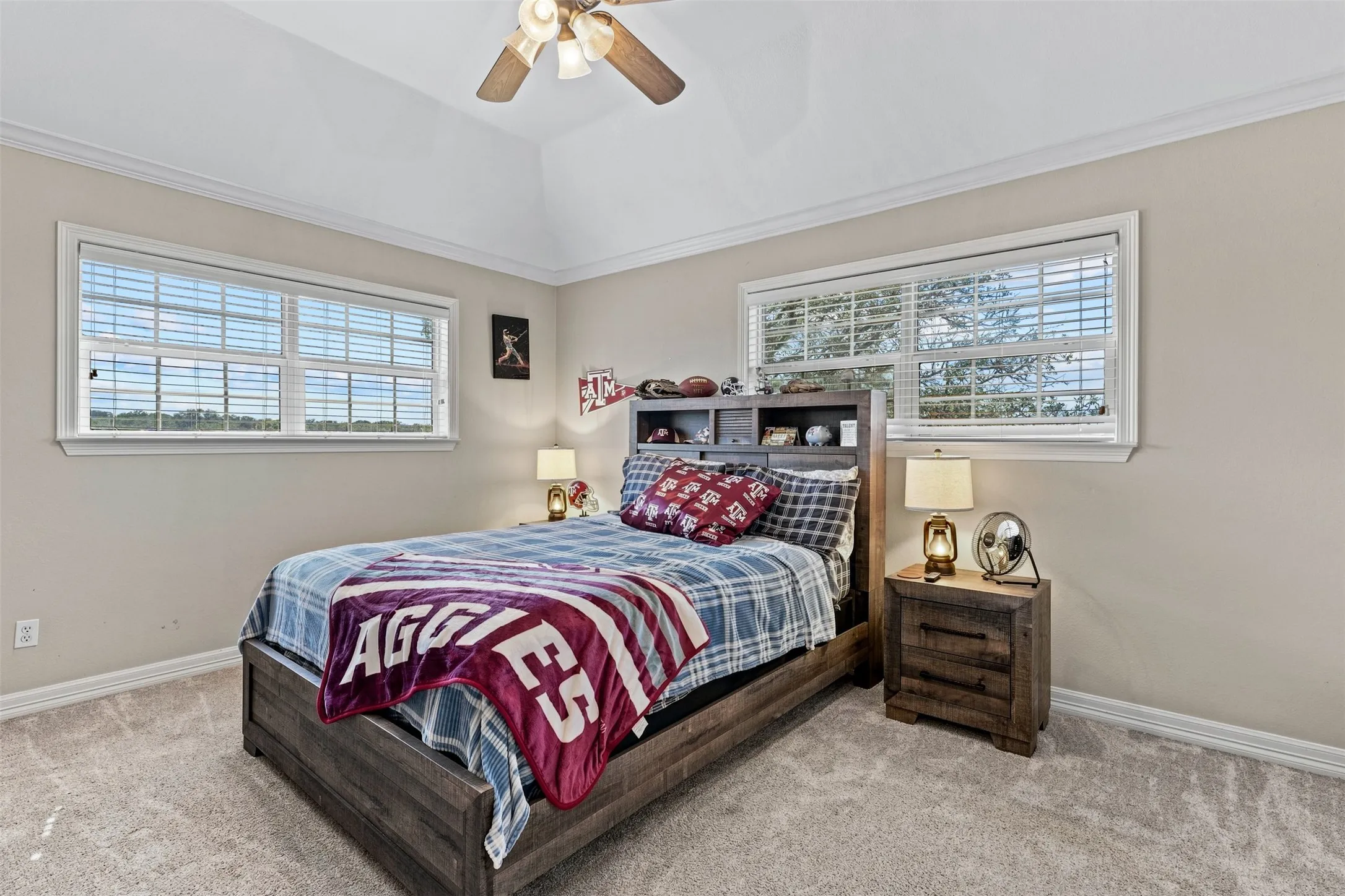 Single Family Residence For Sale in Mc Lennan County , 2285 Austin Hines Drive, China Spring, Texas 76633, 3 Bedroom, 3 Bathroom, 2 Garage spaces, 3,232 Sqft, built in 2002, mls#21360999, Real Estate Agent in China Spring, Homes For Sale in Mc Lennan county, Homes For Sale in China Spring, Realtor in China Spring Texas, Real Estate Brokerage Independent Realty Texas, Luminita Cordes Realtor