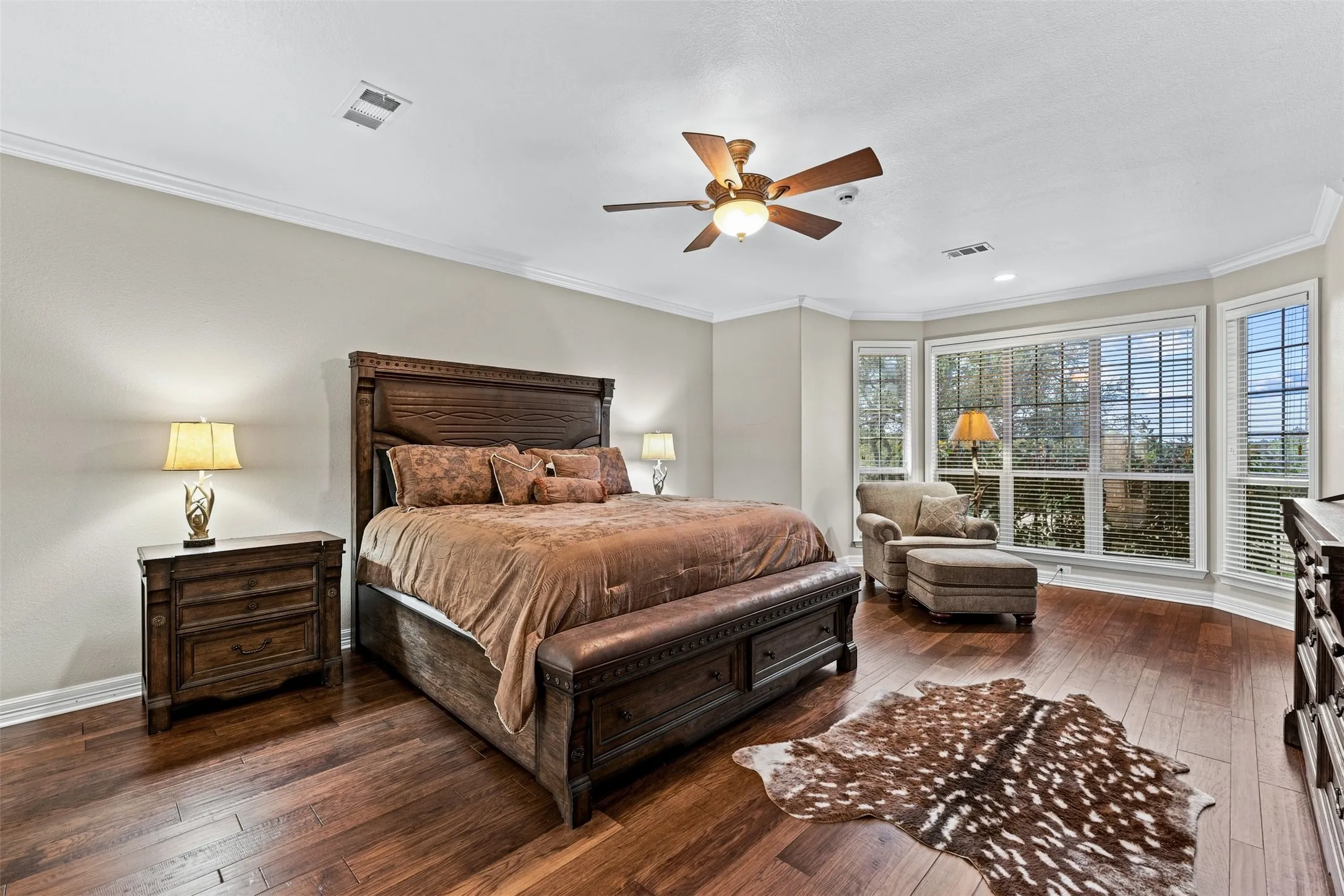 Single Family Residence For Sale in Mc Lennan County , 2285 Austin Hines Drive, China Spring, Texas 76633, 3 Bedroom, 3 Bathroom, 2 Garage spaces, 3,232 Sqft, built in 2002, mls#21360999, Real Estate Agent in China Spring, Homes For Sale in Mc Lennan county, Homes For Sale in China Spring, Realtor in China Spring Texas, Real Estate Brokerage Independent Realty Texas, Luminita Cordes Realtor