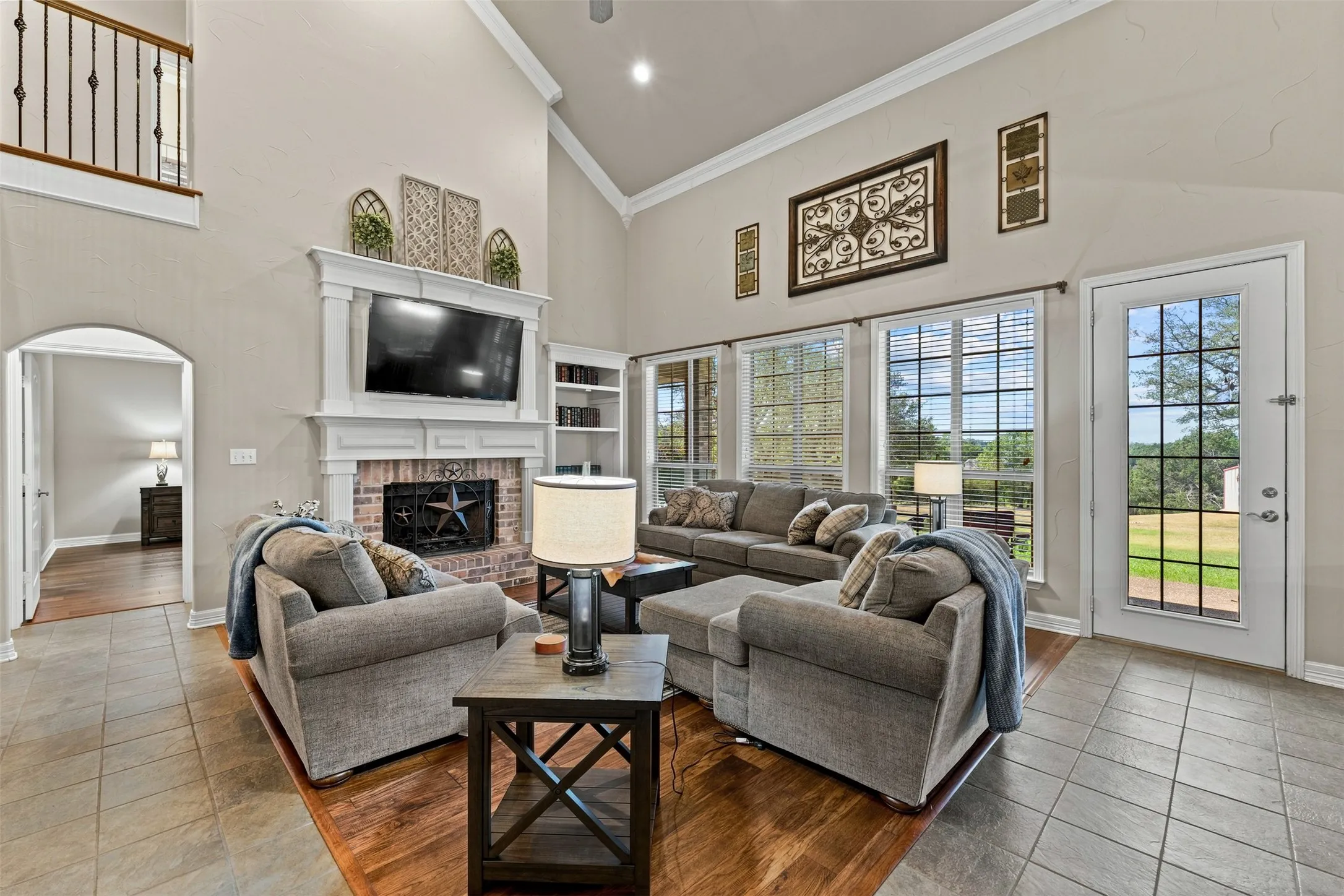 Single Family Residence For Sale in Mc Lennan County , 2285 Austin Hines Drive, China Spring, Texas 76633, 3 Bedroom, 3 Bathroom, 2 Garage spaces, 3,232 Sqft, built in 2002, mls#21360999, Real Estate Agent in China Spring, Homes For Sale in Mc Lennan county, Homes For Sale in China Spring, Realtor in China Spring Texas, Real Estate Brokerage Independent Realty Texas, Luminita Cordes Realtor