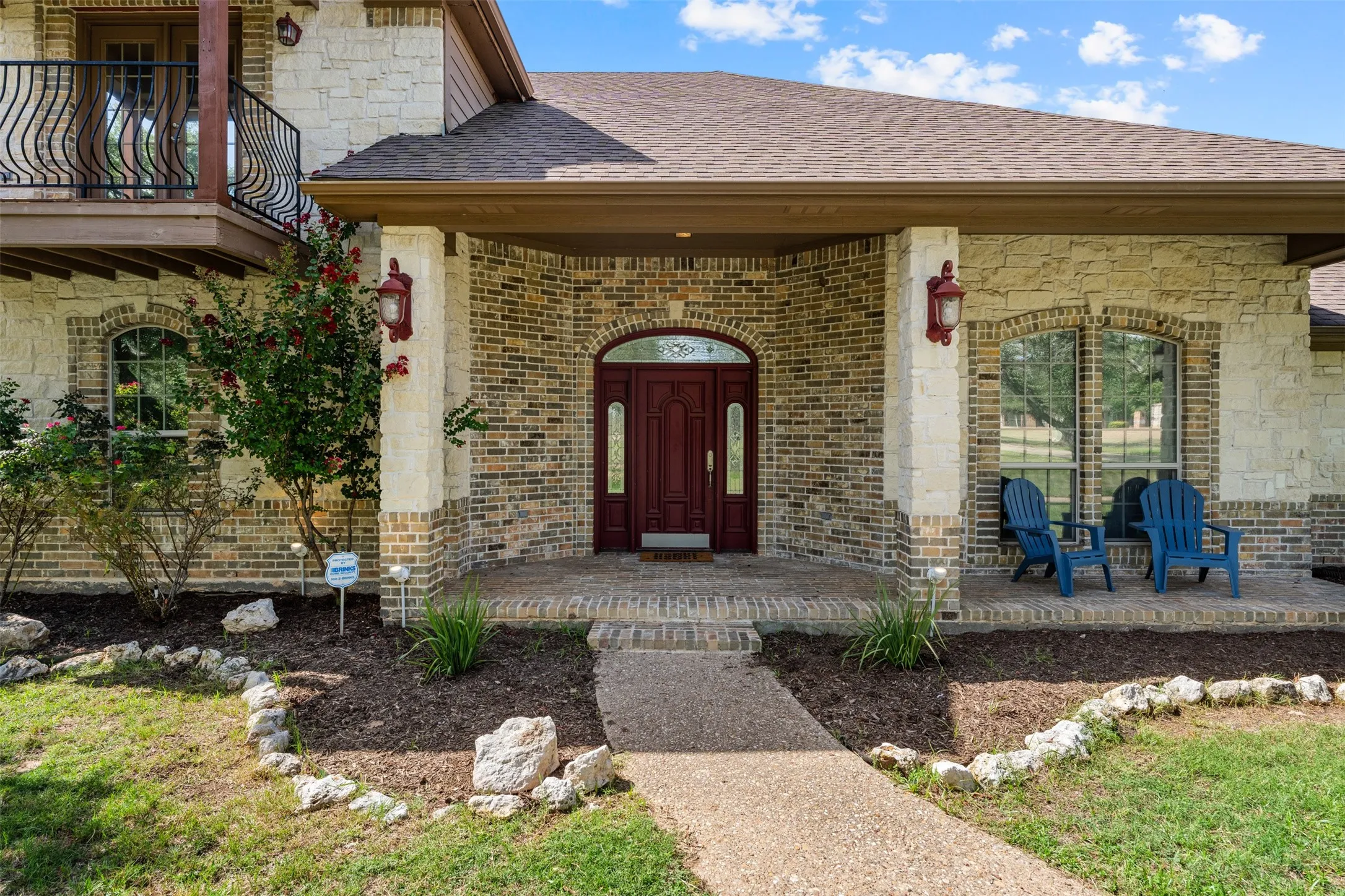 Single Family Residence For Sale in Mc Lennan County , 2285 Austin Hines Drive, China Spring, Texas 76633, 3 Bedroom, 3 Bathroom, 2 Garage spaces, 3,232 Sqft, built in 2002, mls#21360999, Real Estate Agent in China Spring, Homes For Sale in Mc Lennan county, Homes For Sale in China Spring, Realtor in China Spring Texas, Real Estate Brokerage Independent Realty Texas, Luminita Cordes Realtor