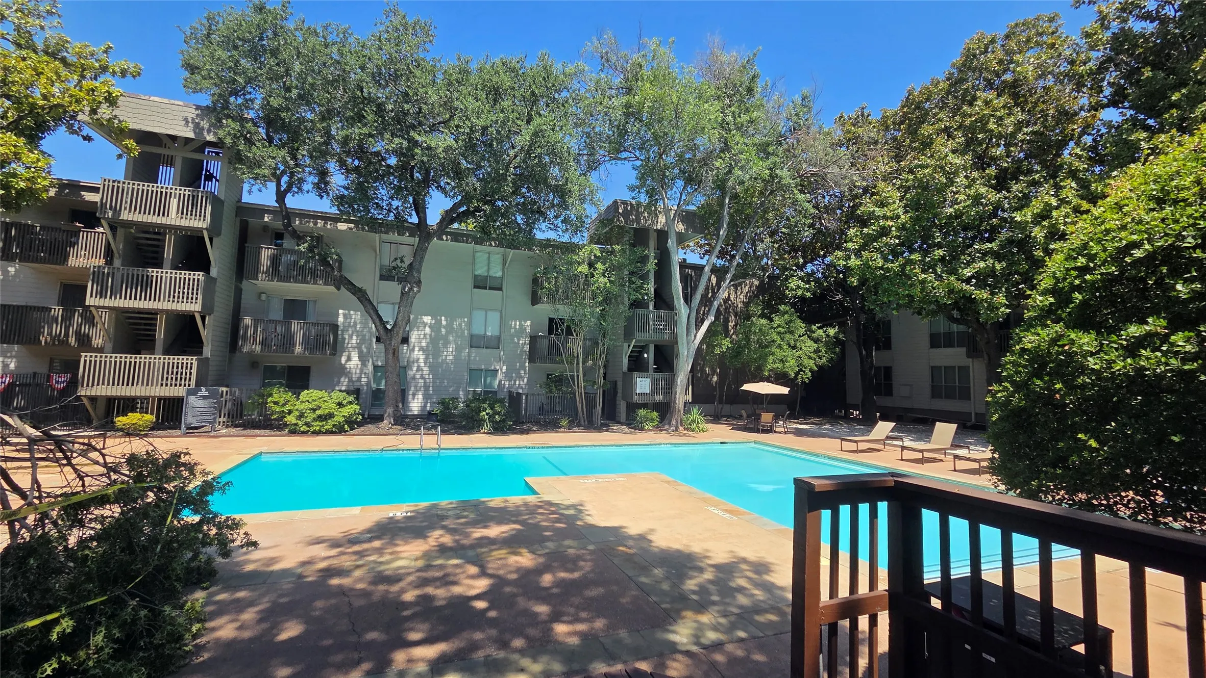 Condominium For Rent in Dallas County , 4859 cedar springs Road 351, Dallas, Texas 75219, 2 Bedroom, 1 Bathroom, 2 Garage spaces, 841 Sqft, built in 1970, mls#21358023, Real Estate Agent in Dallas, Homes For Rent in Dallas county, Homes For Rent in Dallas, Realtor in Dallas Texas, Real Estate Brokerage Independent Realty Texas, Luminita Cordes Realtor