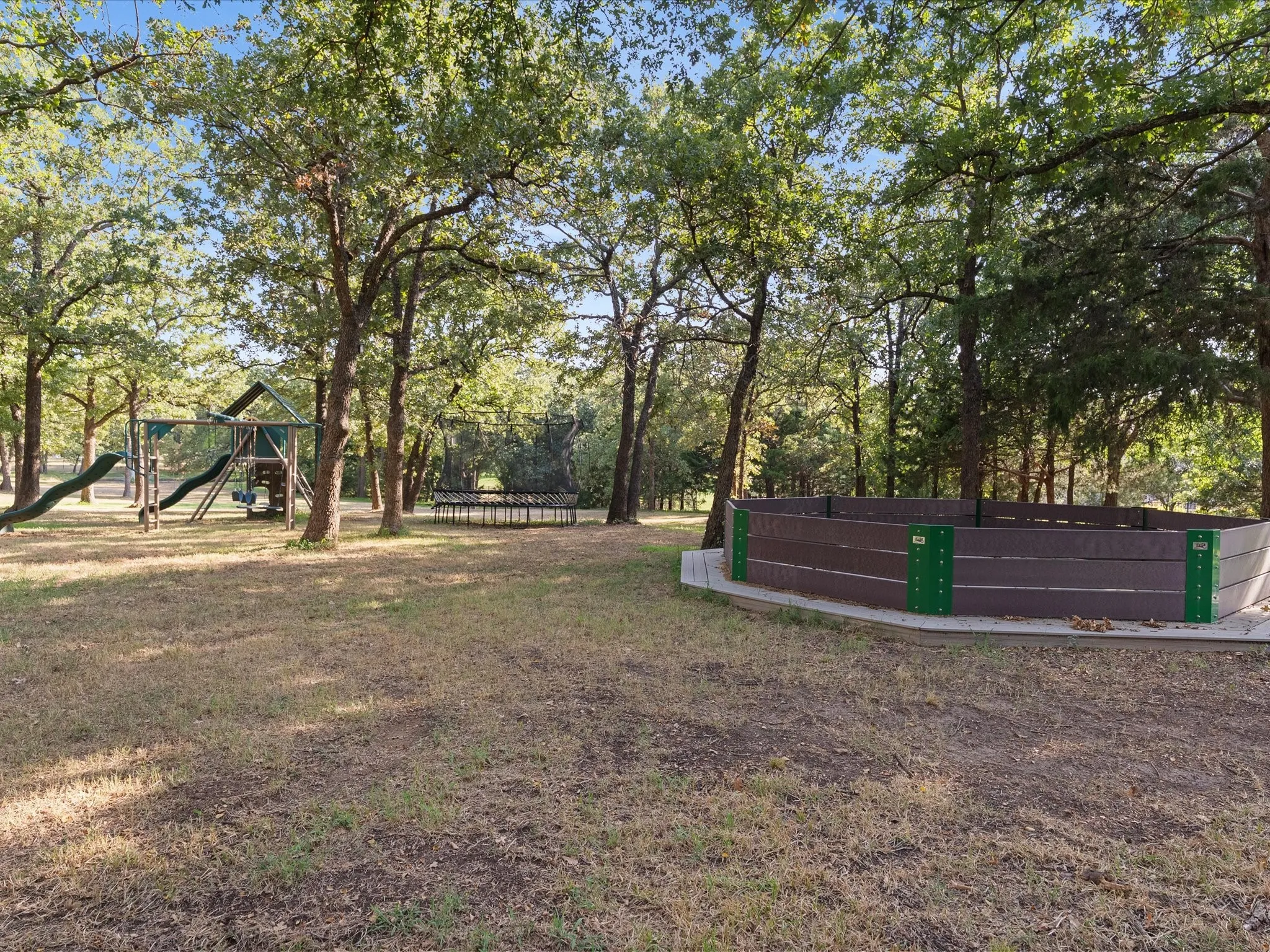 Single Family Residence For Sale in Tarrant County , 3105 E Briar Lane, Southlake, Texas 76092, 5 Bedroom, 5 Bathroom, 3 Garage spaces, 4,873 Sqft, built in 1995, mls#21349590, Real Estate Agent in Southlake, Homes For Sale in Tarrant county, Homes For Sale in Southlake, Realtor in Southlake Texas, Real Estate Brokerage Independent Realty Texas, Luminita Cordes Realtor