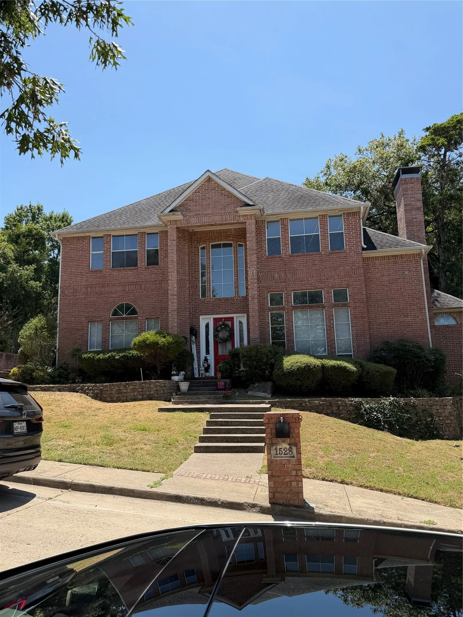 Single Family Residence For Sale in Dallas County , 1528 Registry Drive, De Soto, Texas 75115, 5 Bedroom, 5 Bathroom, 3 Garage spaces, 3,789 Sqft, built in 1991, mls#21361406, Real Estate Agent in De Soto, Homes For Sale in Dallas county, Homes For Sale in De Soto, Realtor in De Soto Texas, Real Estate Brokerage Independent Realty Texas, Luminita Cordes Realtor