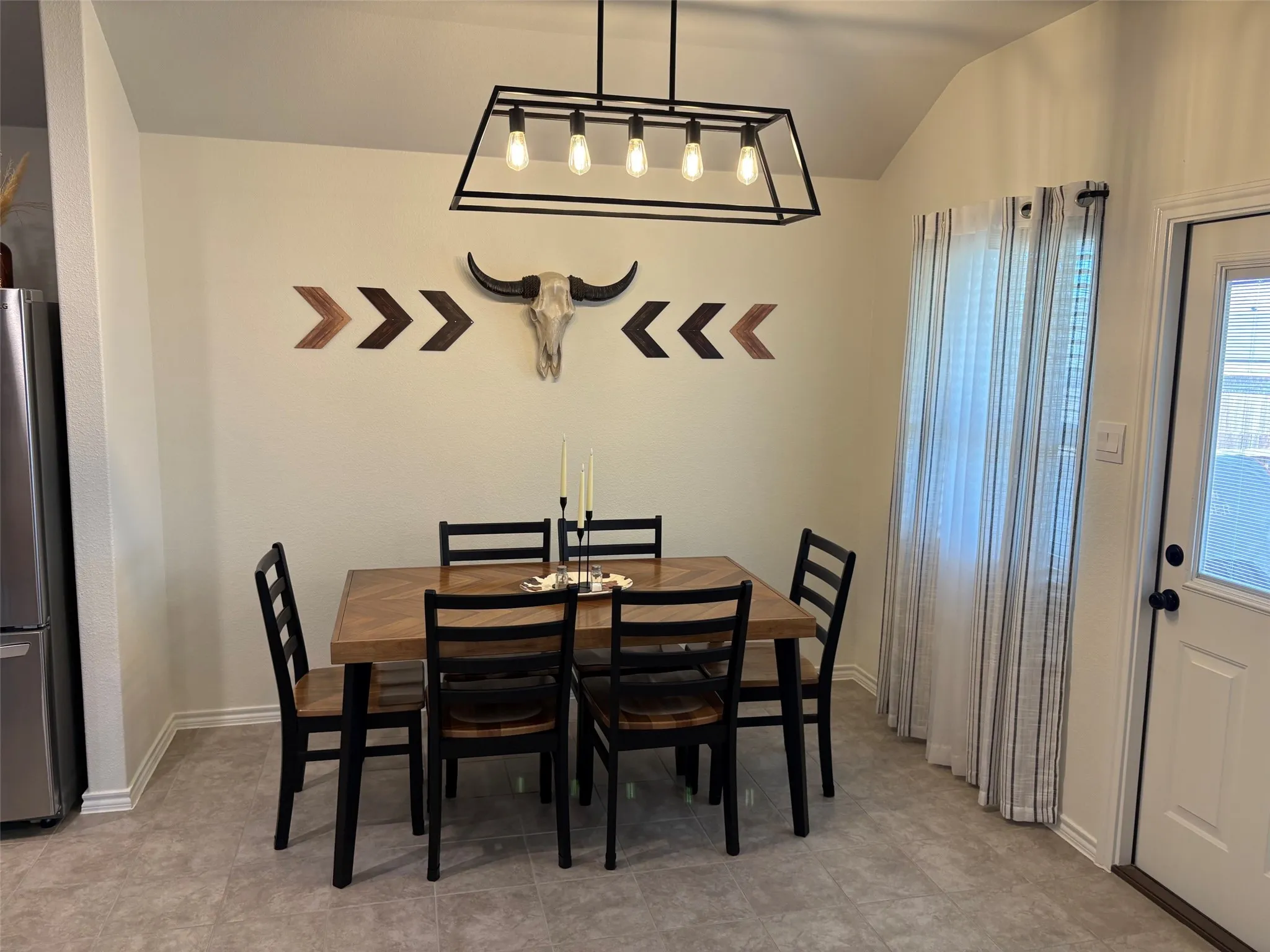 Single Family Residence For Sale in Denton County , 701 Emmons Creek Street, Justin, Texas 76247, 4 Bedroom, 2 Bathroom, 2 Garage spaces, 1,728 Sqft, built in 2023, mls#21361311, Real Estate Agent in Justin, Homes For Sale in Denton county, Homes For Sale in Justin, Realtor in Justin Texas, Real Estate Brokerage Independent Realty Texas, Luminita Cordes Realtor